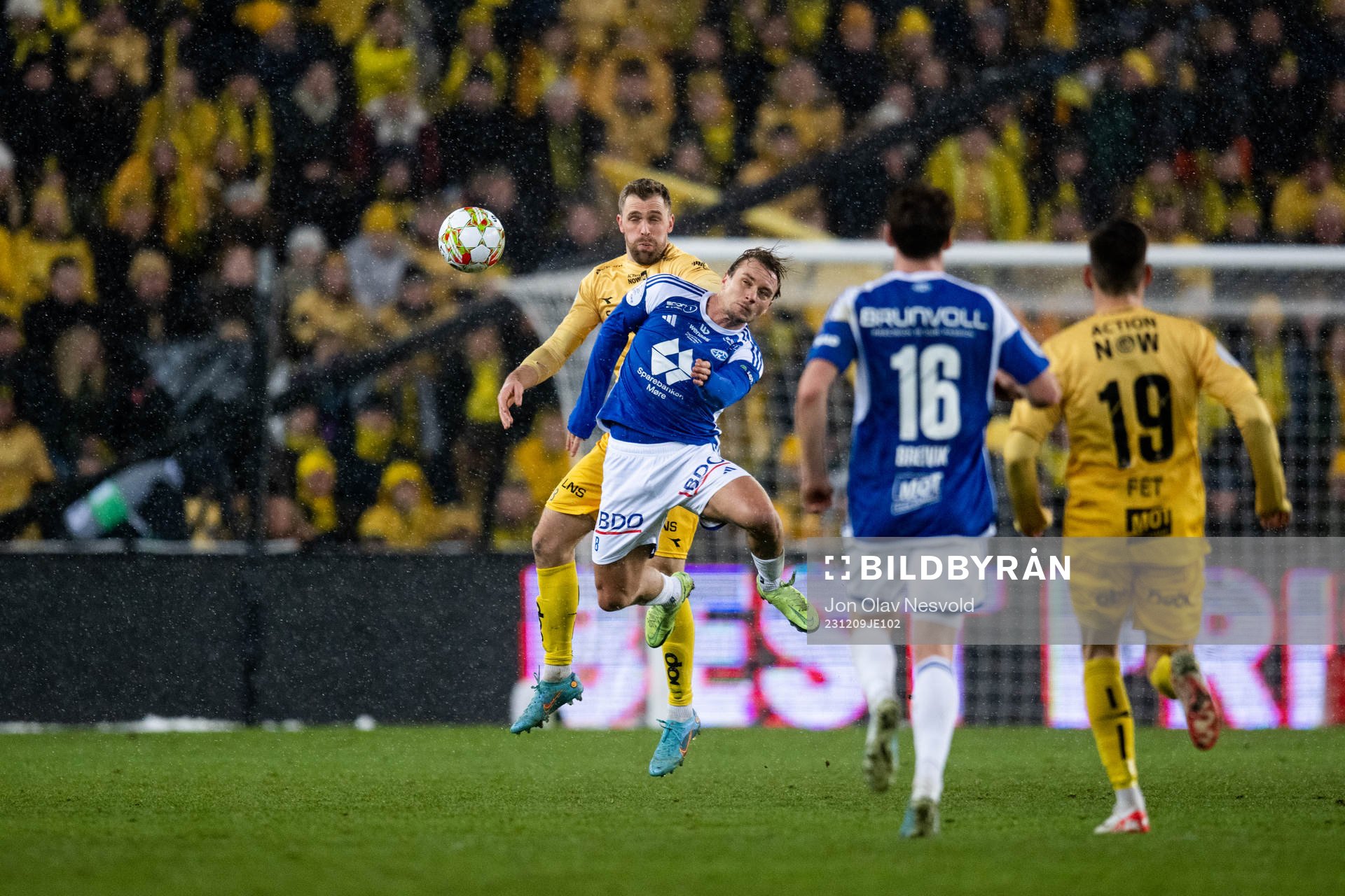 Brede Moe of Bodø/Glimt and Fredrik Gulbrandsen of Molde