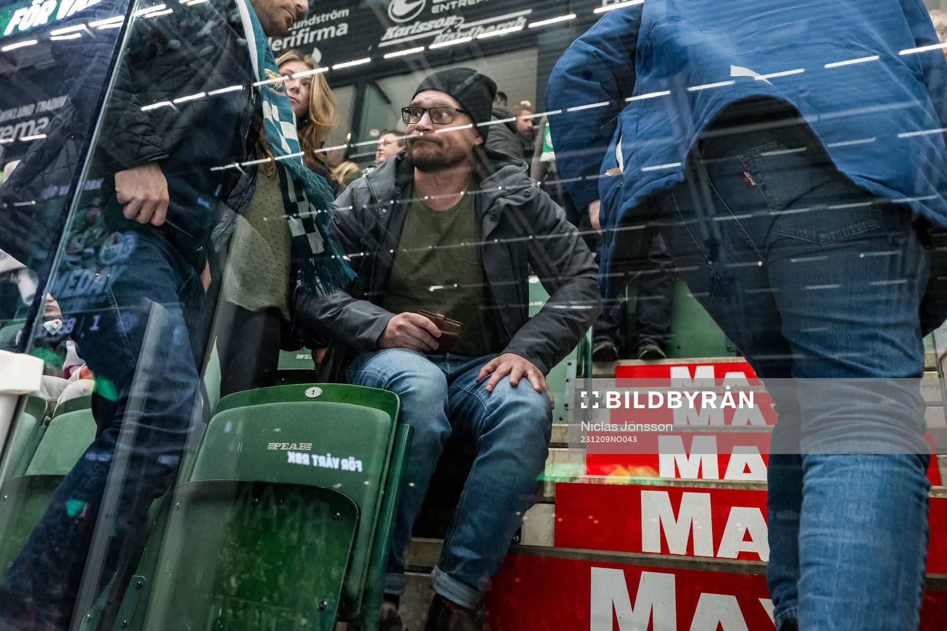 Leksands tränare Björn Hellkvist på läktarplats