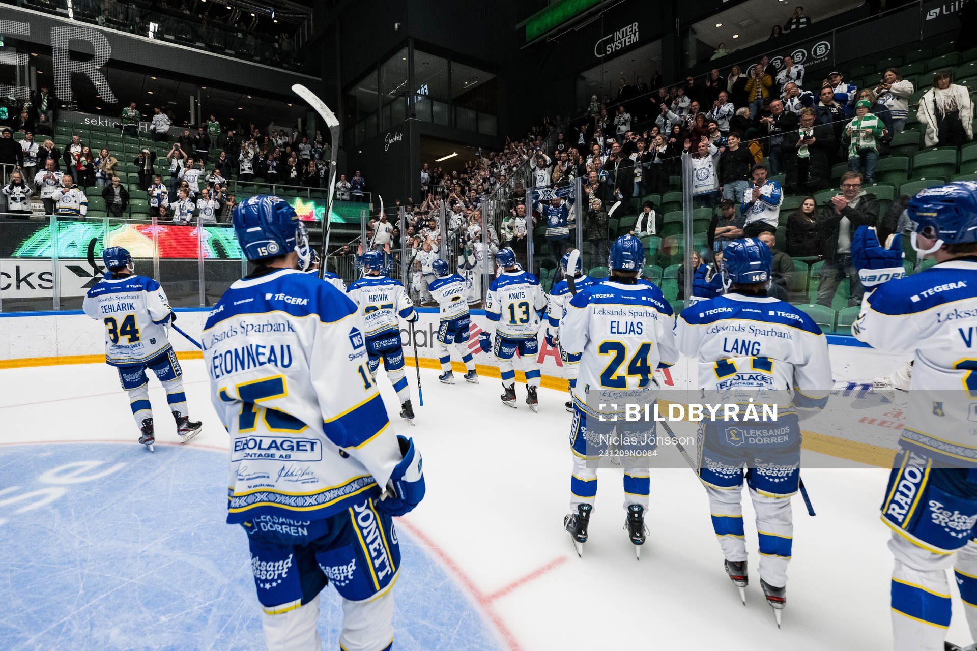 Leksands spelare jublar