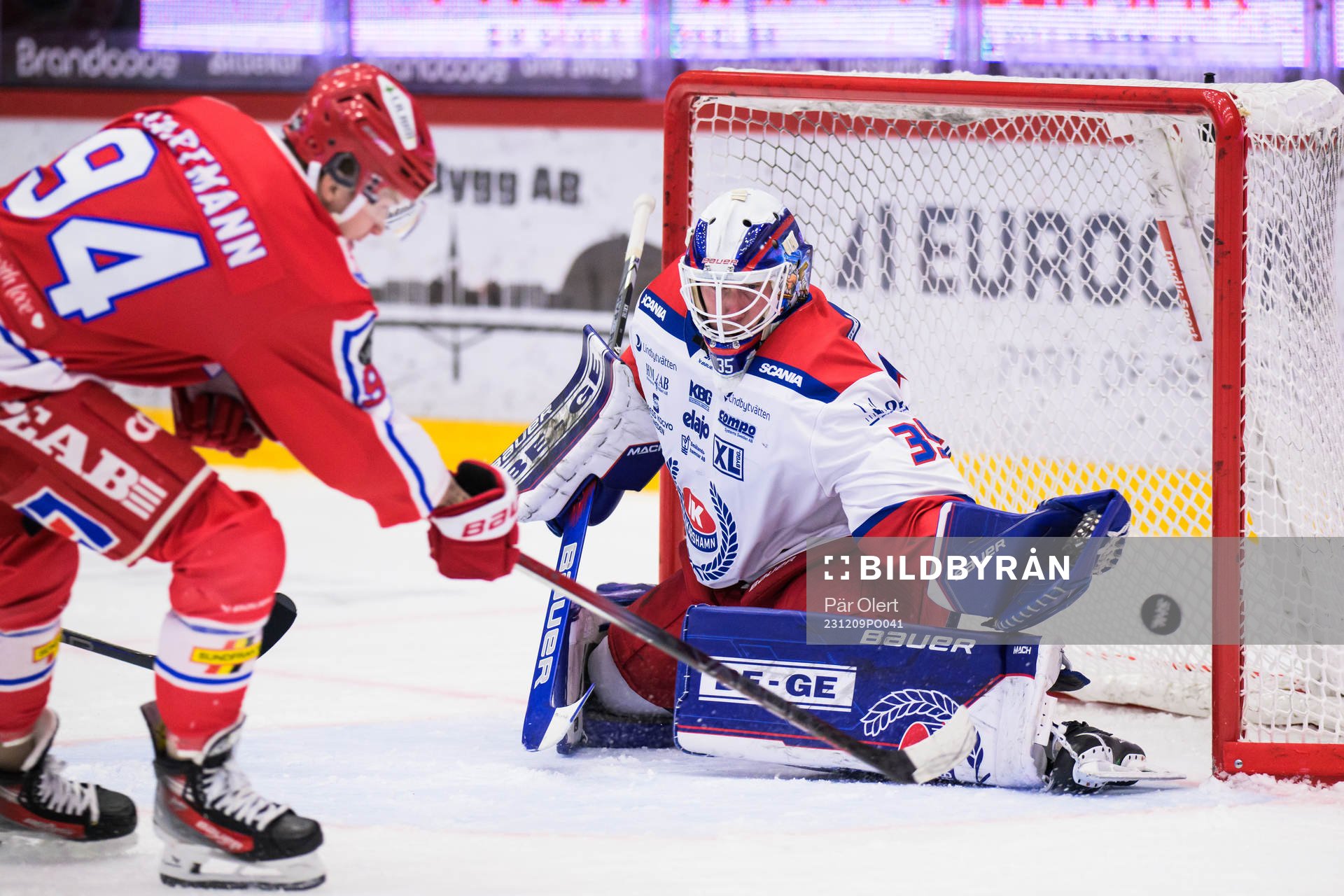 Timrås Sebastian Hartmann och Oskarshamns Emil Kruse