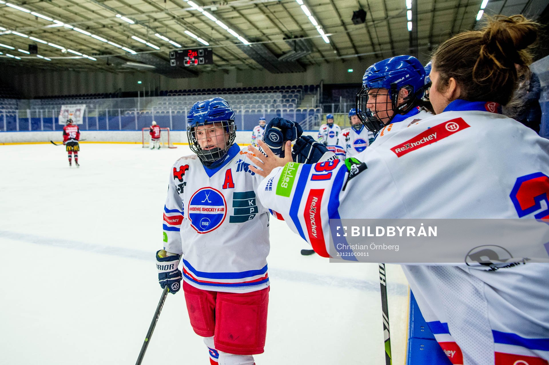 Hvidovres Line Sofie Ernst jublar