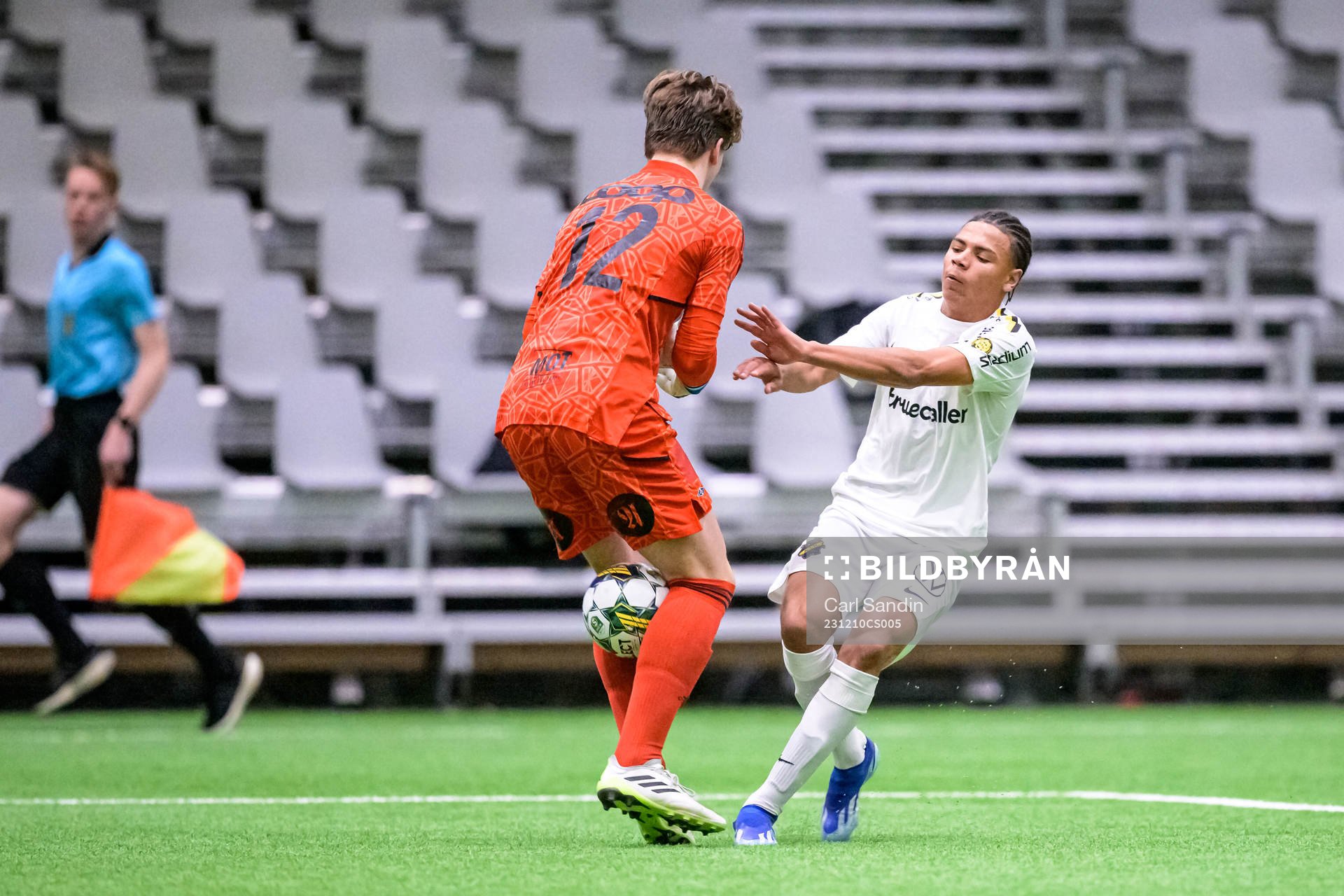 Rosenborgs målvakt Sander Stokke och AIKs Kevin Filiing
