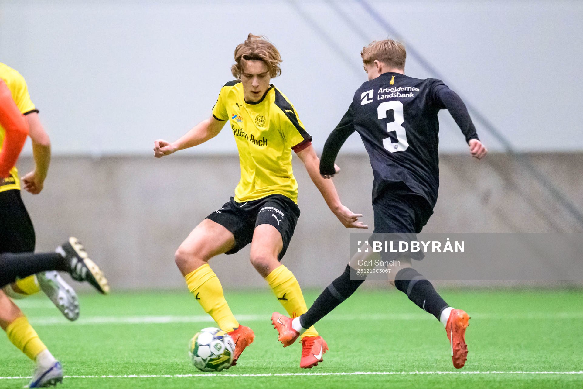 Mjällbys Liam Svensson under fotbollsmatchen i Skandinaviska Mästerskapen mellan Mjällby och Nordsjälland den 10 december 2023 i Borås.