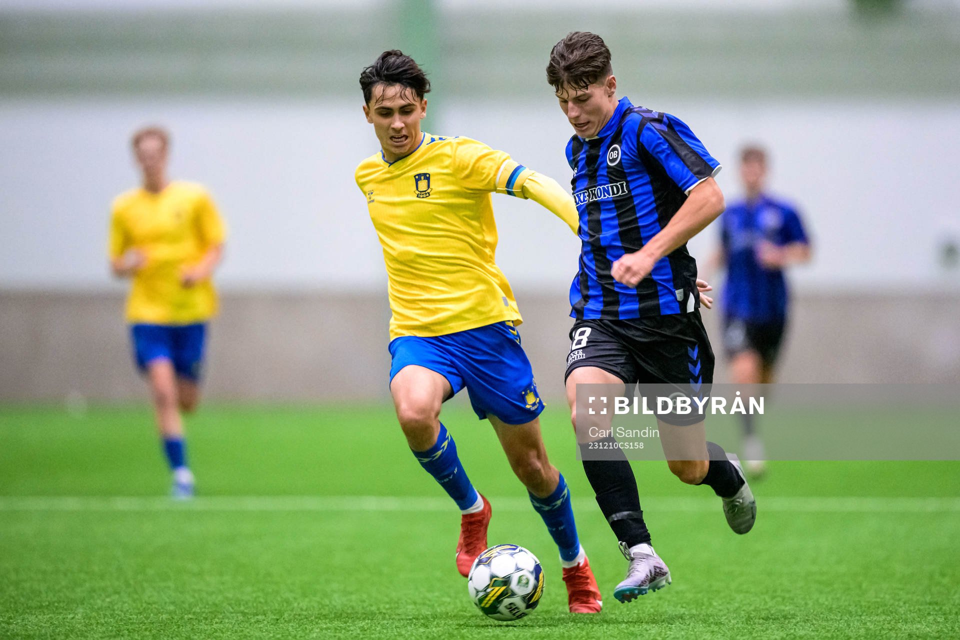 Bröndbys Danial Riaz och Odenses Magnus Andersen