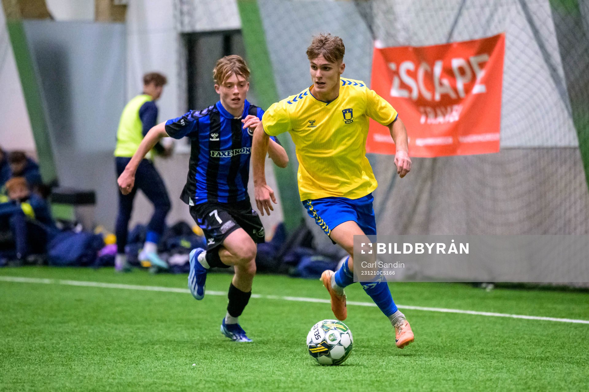 Odenses Hjalte Boe och Bröndbys Lukas Larsen
