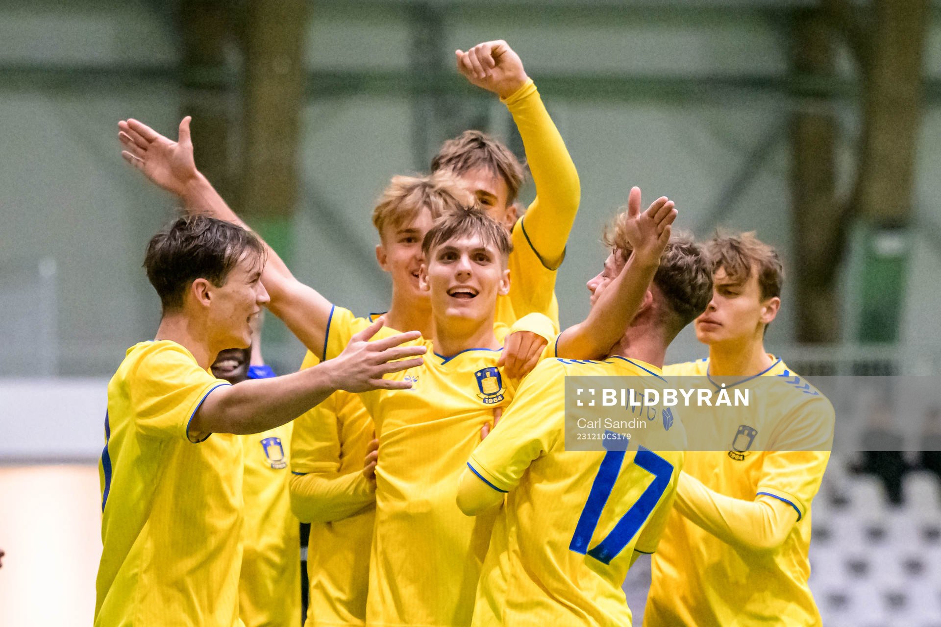 Bröndbys Lukas Larsen jublar