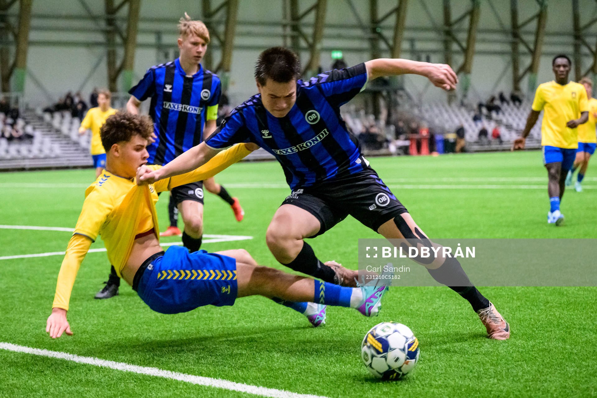 Bröndbys André Escobar och Odenses Sebastian Mørk
