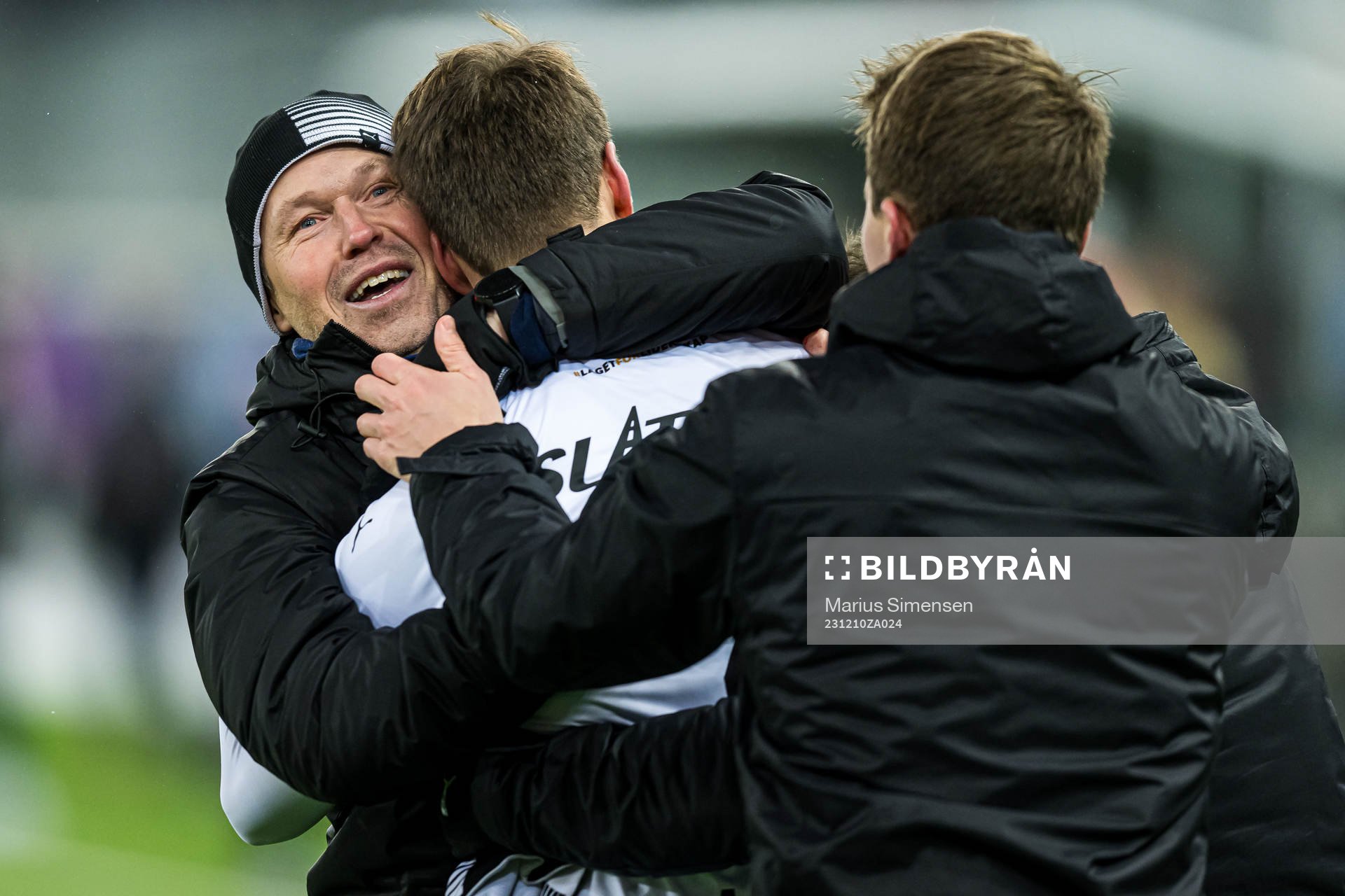Amund Skiri, head coach of Kristiansund, celebrates