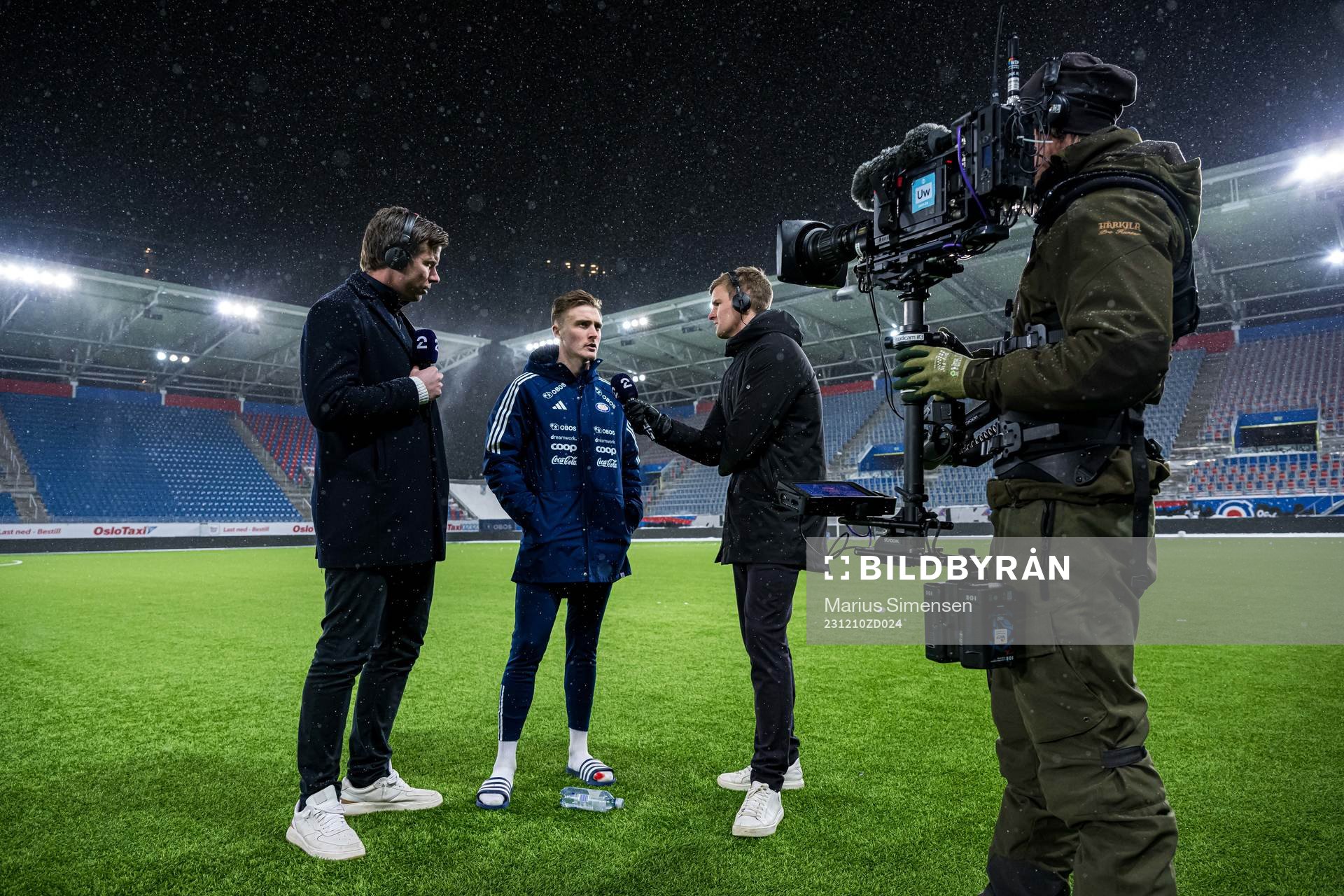 Christian Borchgrevink of Vålerenga looks dejected