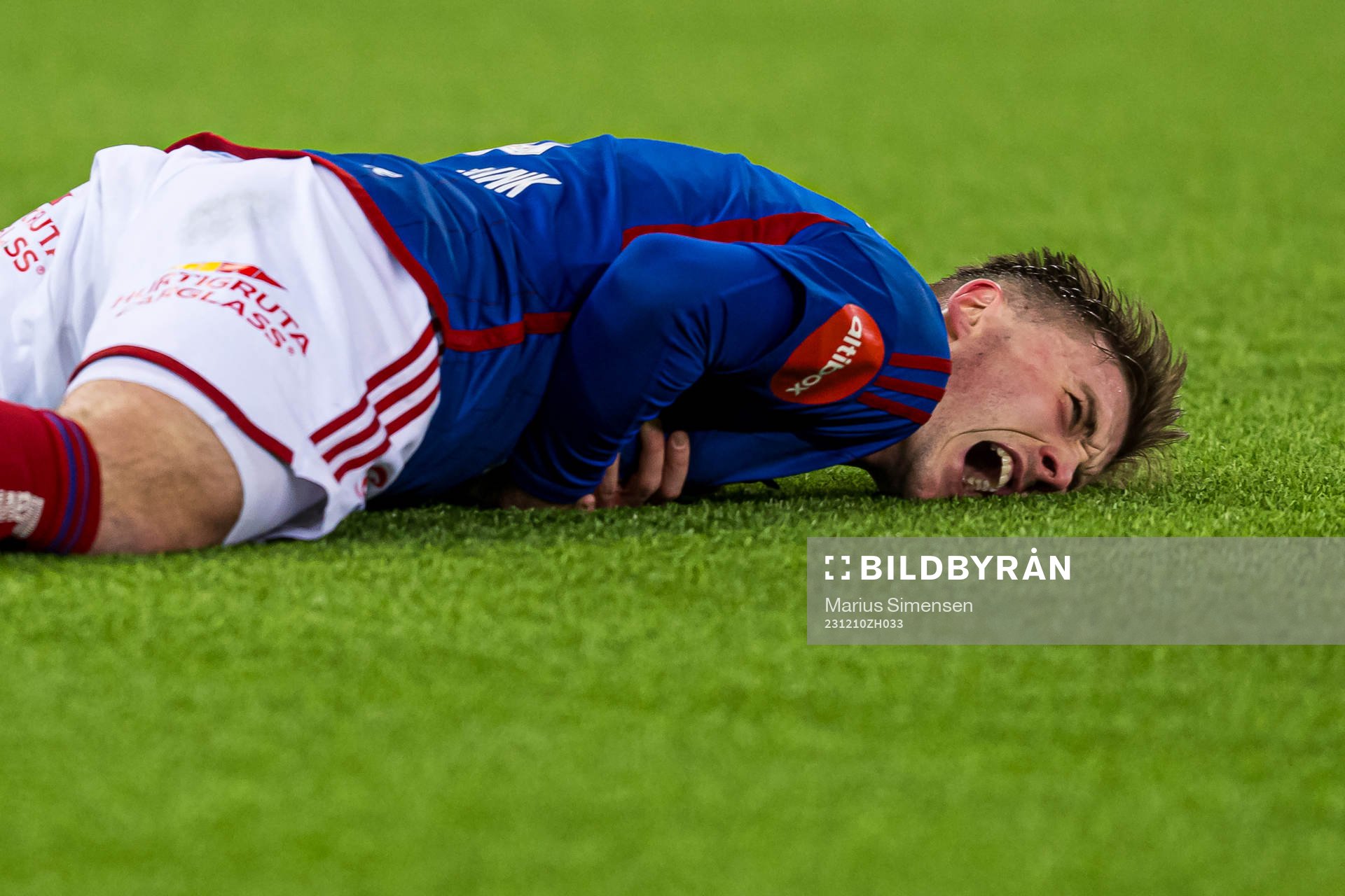 Christian Borchgrevink of Vålerenga in pain