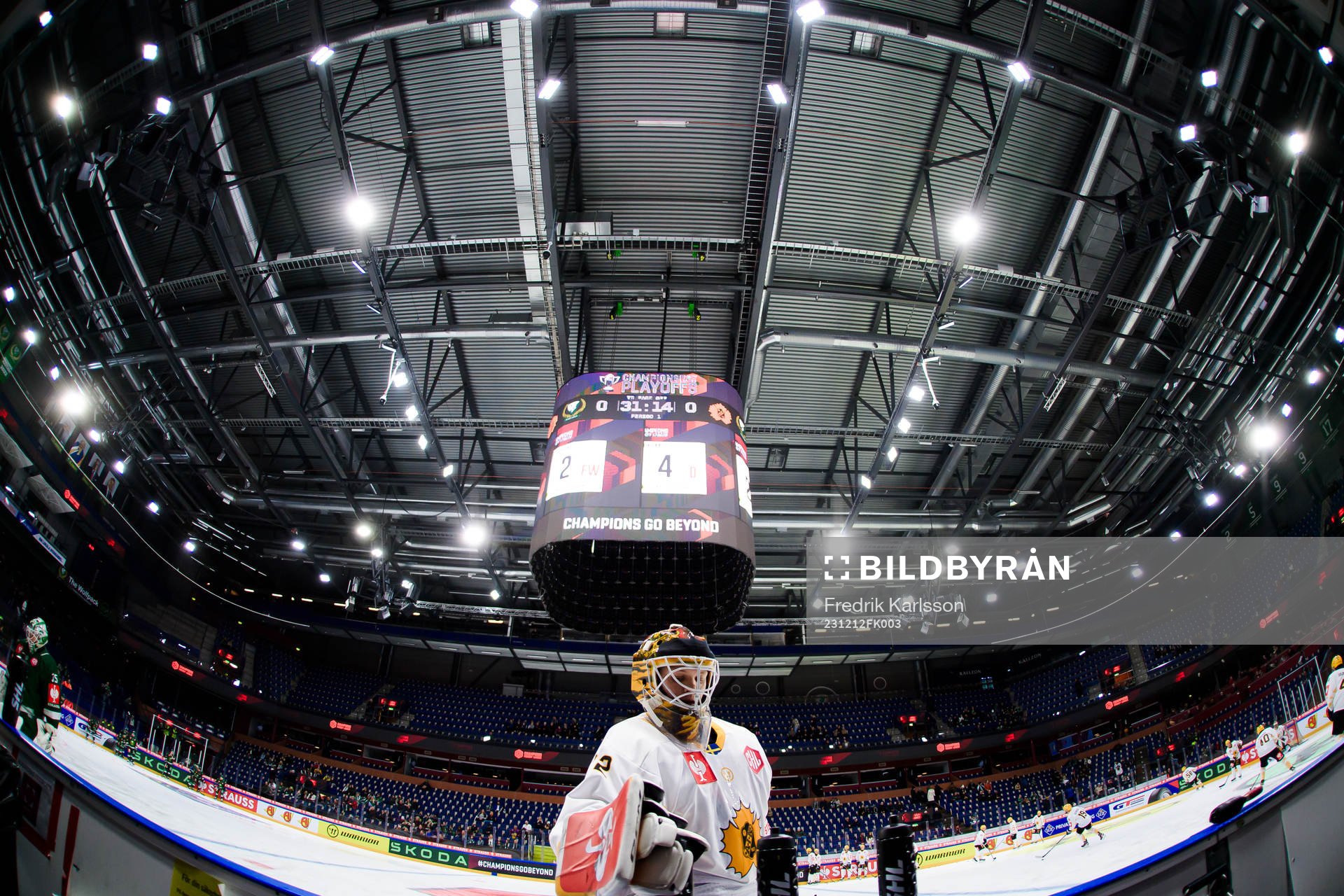 goaltender Linus Söderström of Skellefteå