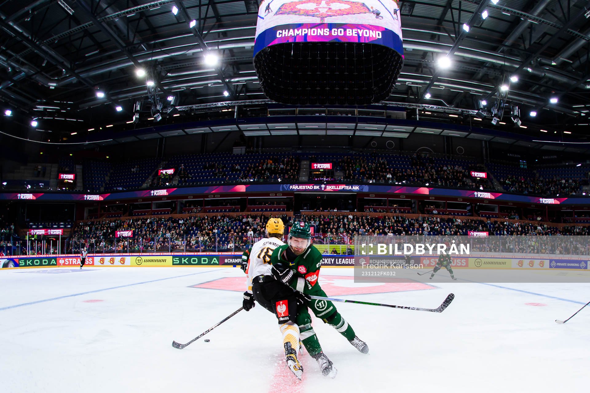 Elias Stenman of Skellefteå och Linus Johansson of