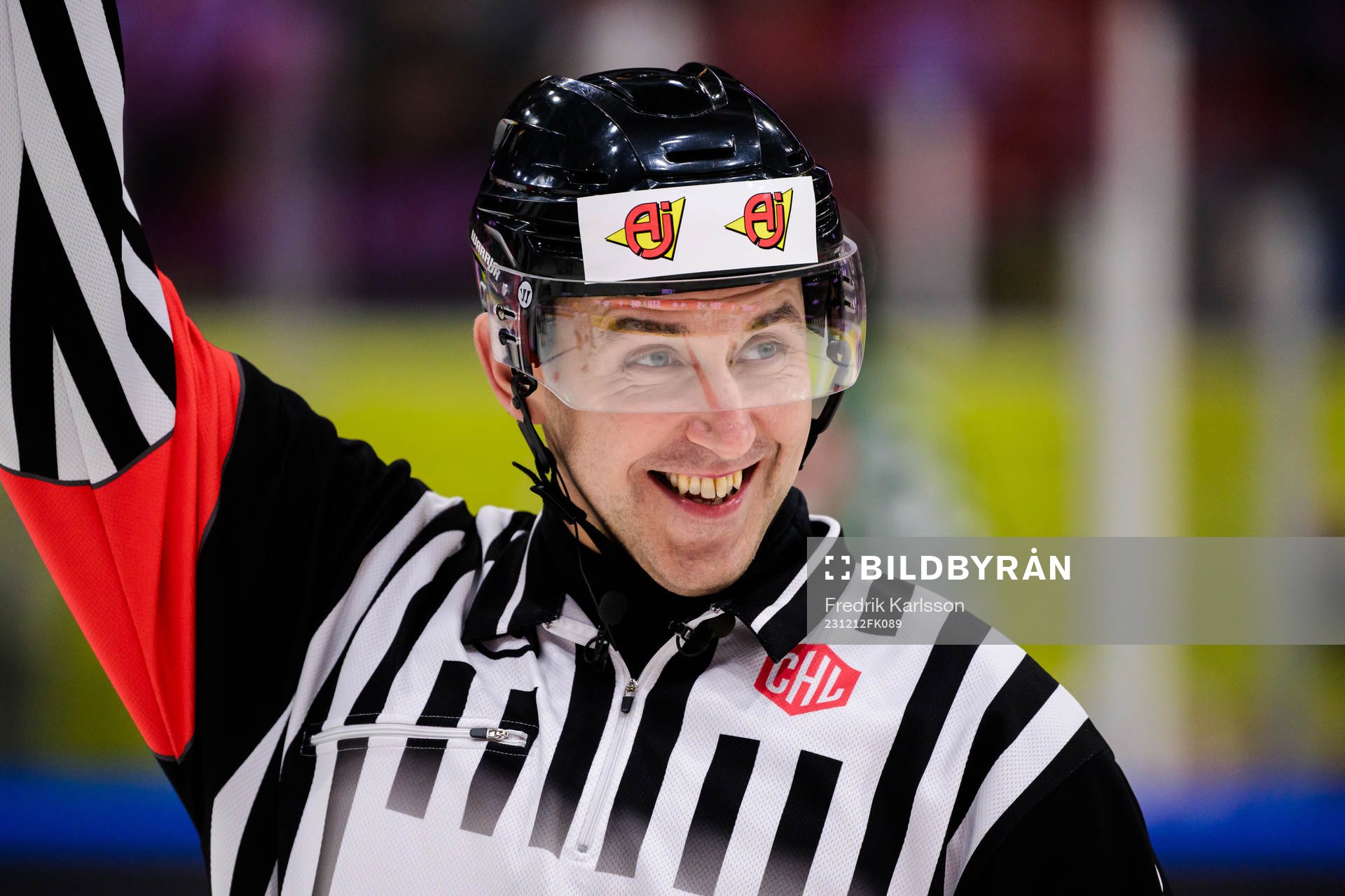 referee Linus Öhlund