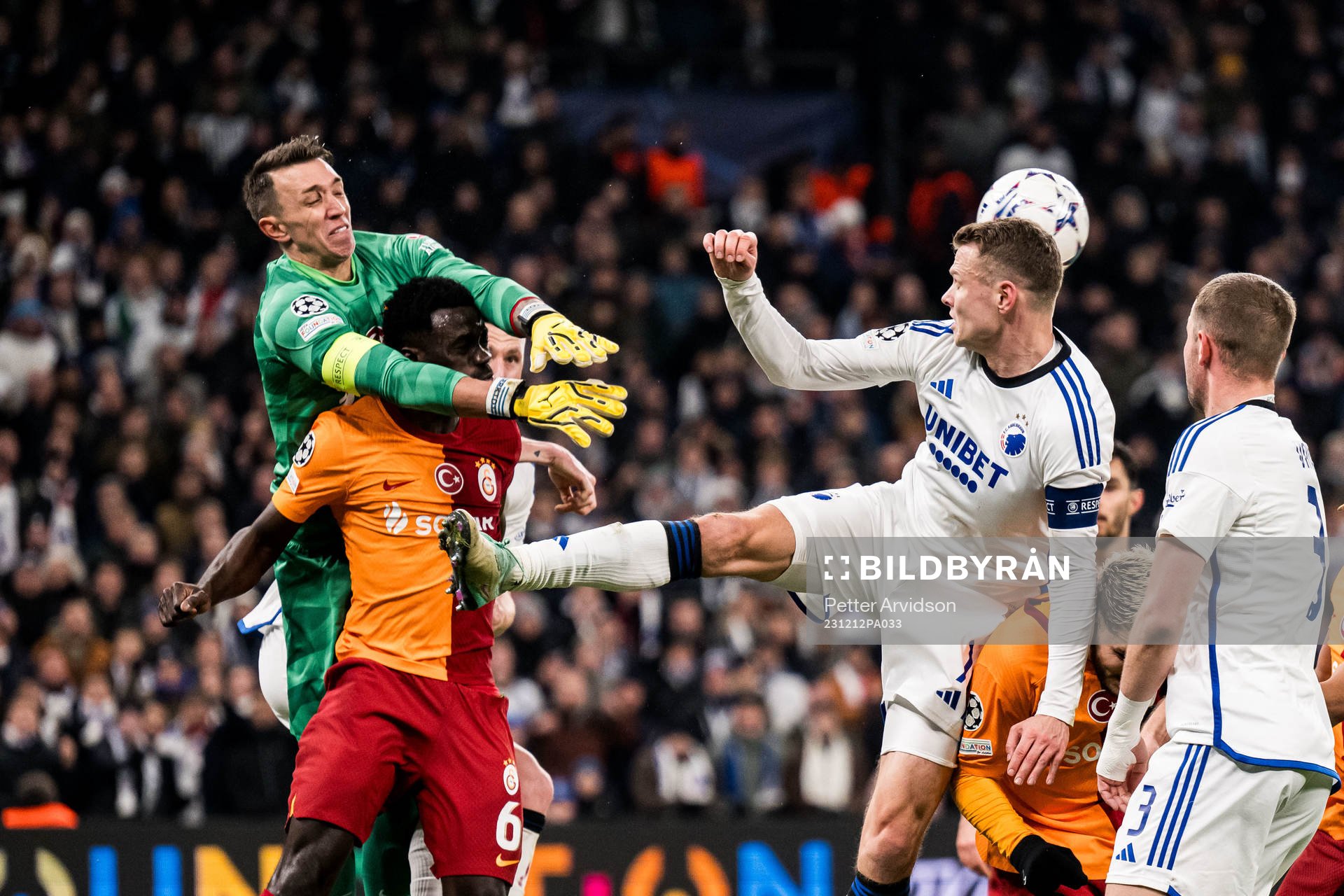 Goalkeeper Fernando Muslera and Davinson Sánchez of Galatasaray against Viktor Claesson of FC Copenhagen during the UEFA Champions League football match between FC Copenhagen and Galatasaray on December 12, 2023 in Copenhagen.