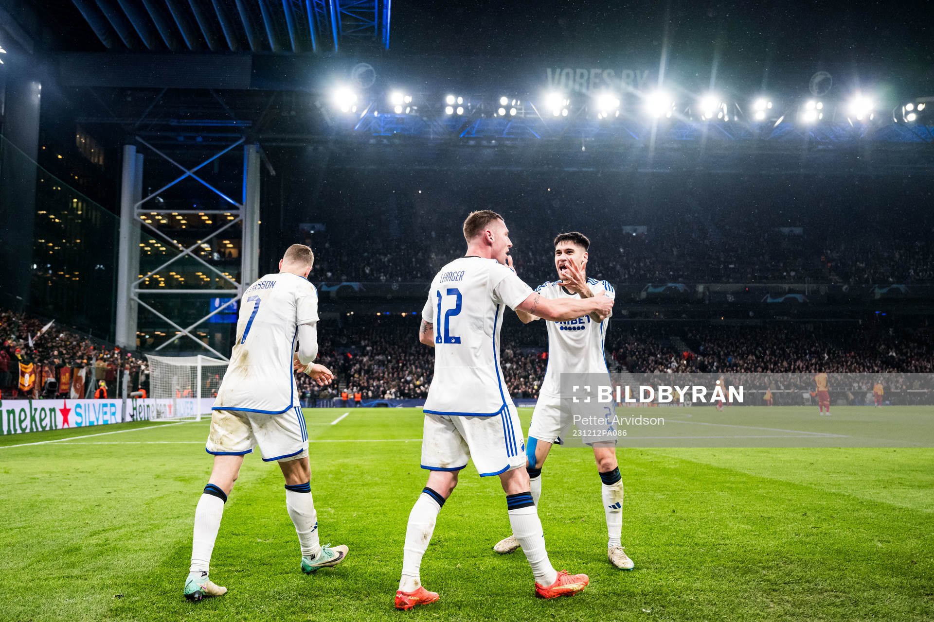 Lukas Lerager of FC Copenhagen celebrates with Kevin Diks