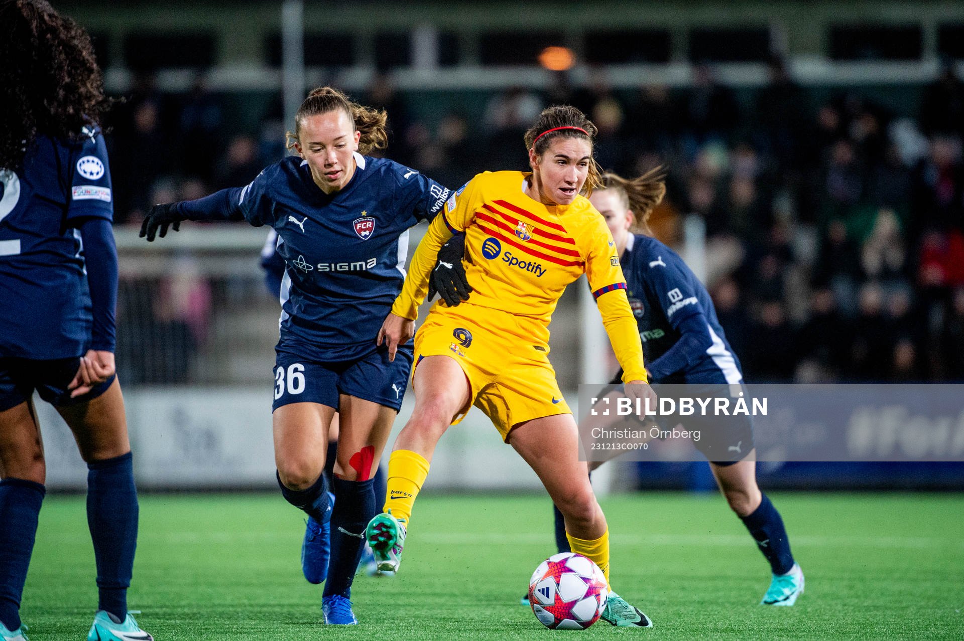 Mariona Caldentey of Barcelona and Athinna Persson Lundgren