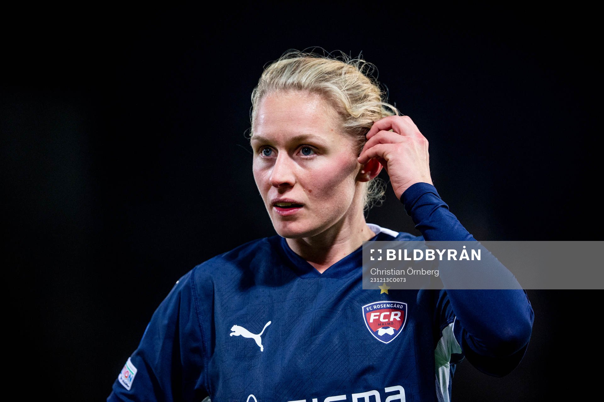 Emilia Larsson of FC Rosengård looks dejected