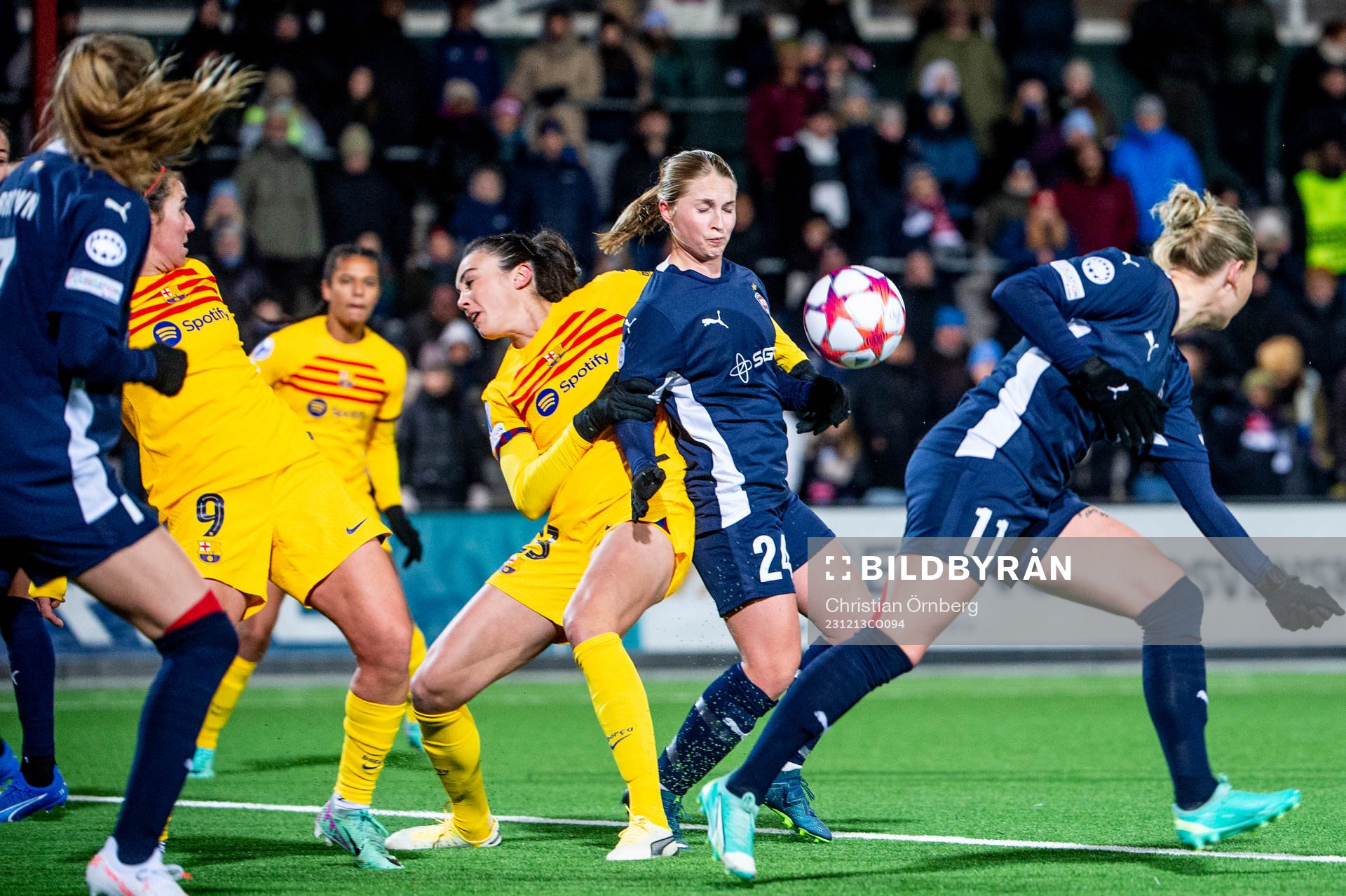 Hanna Andersson of FC Rosengård and Ingrid Syrstad Engen of Barcelona during the UEFA Women's Champions League football match between FC Rosengård and Barcelona on December 13, 2023 in Malmö.