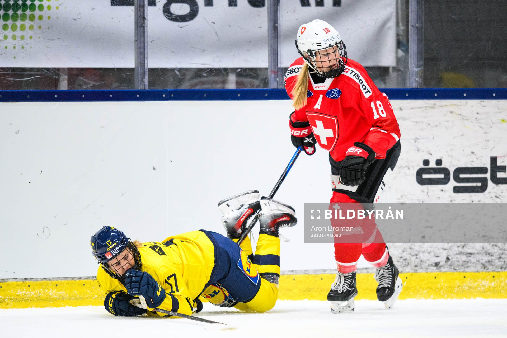 Sveriges Sofie Lundin och Schweizs Stefanie Wetli