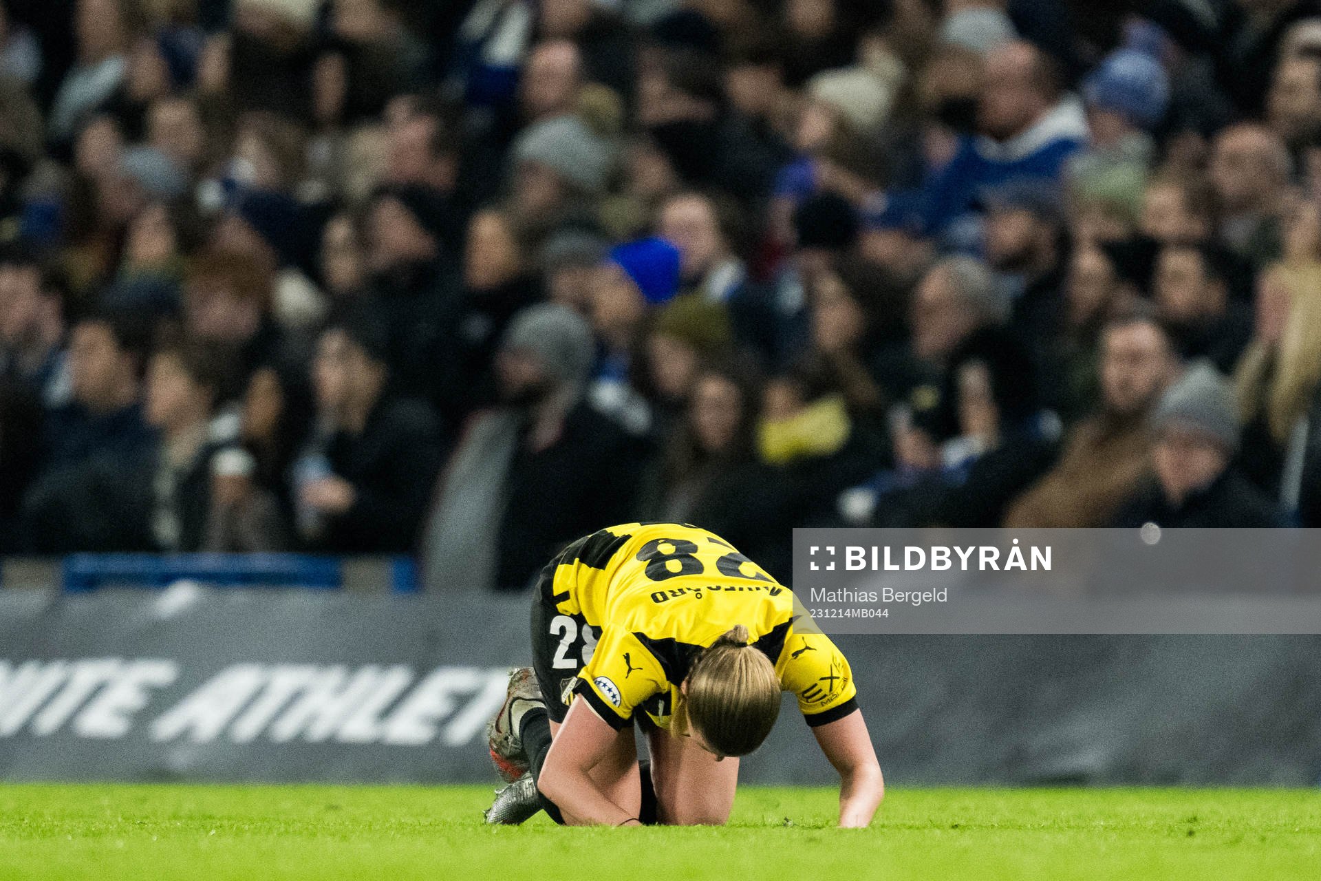 Anna Anvegård of Häcken looks dejected