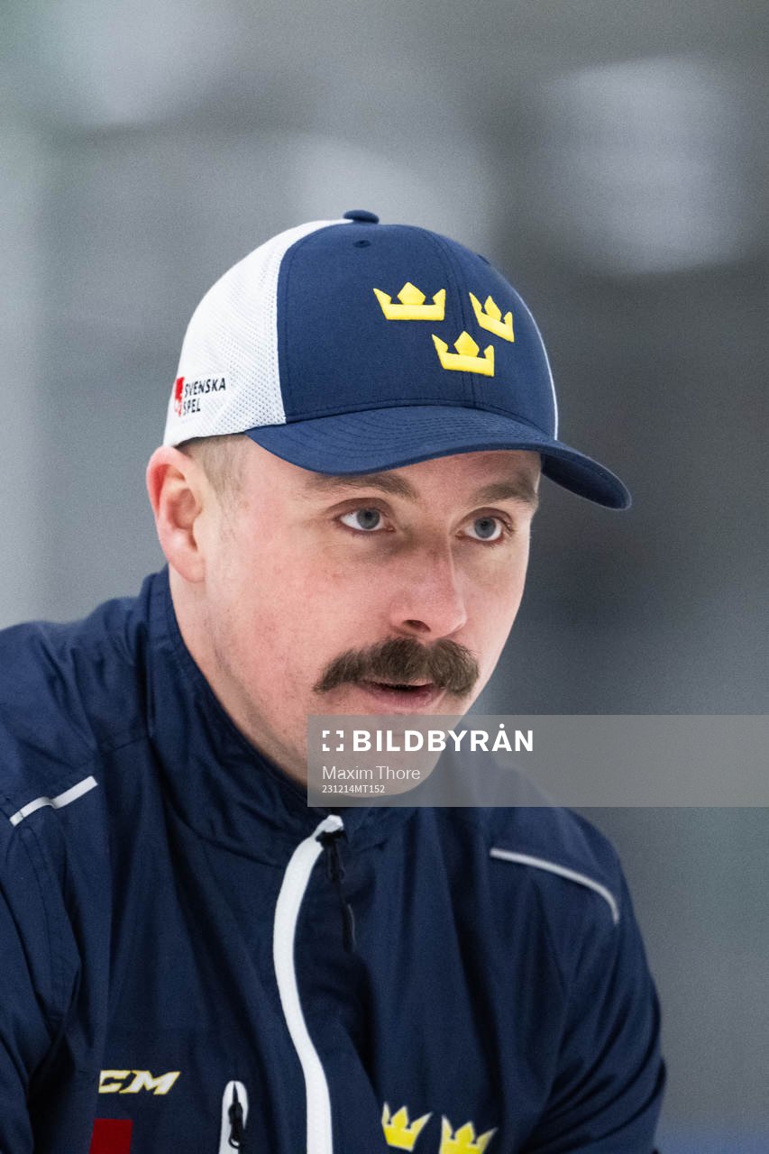 Assistant coach Pierre Johnsson of the Swedish under-20