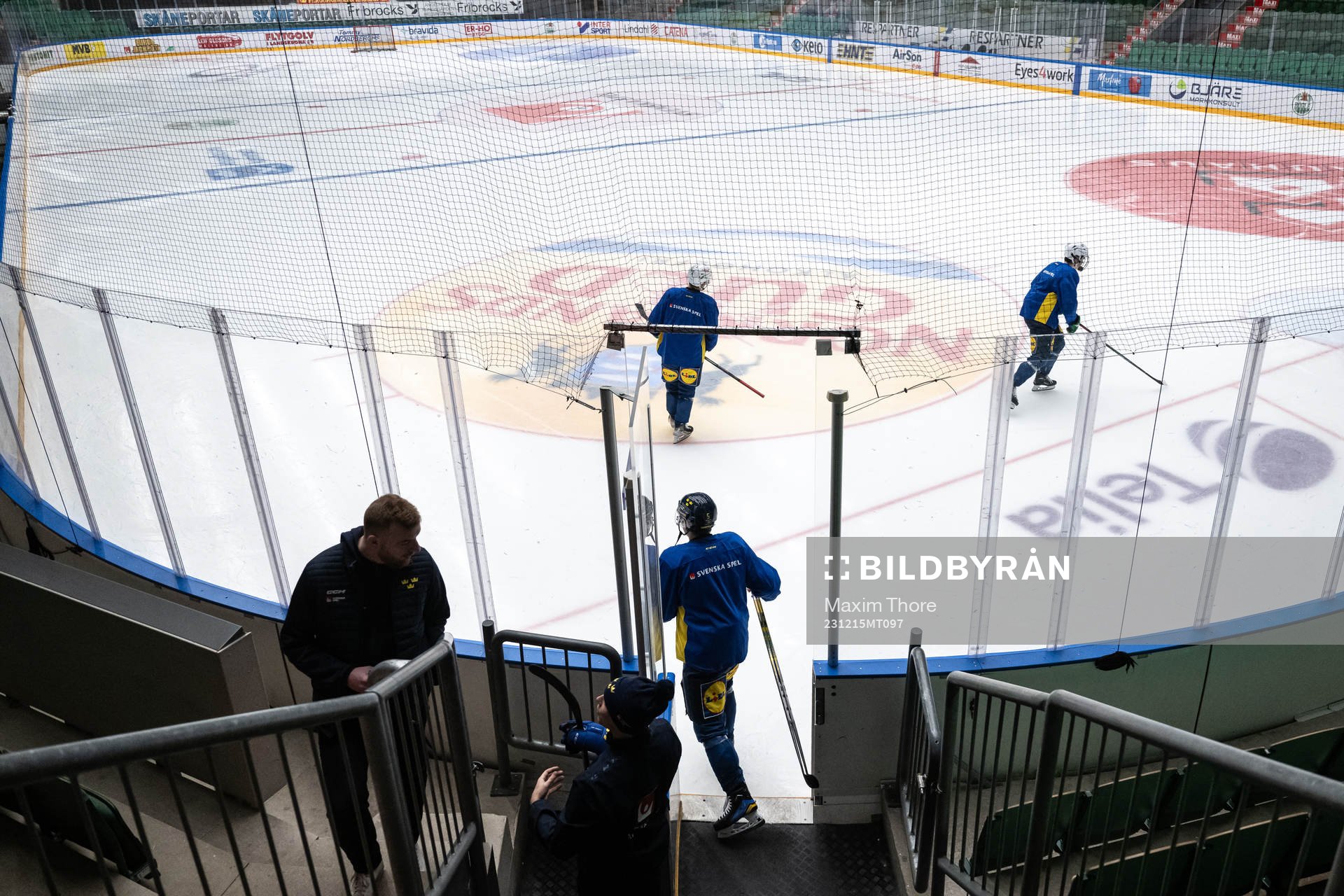 Players of the Swedish under-20 national ice hockey team