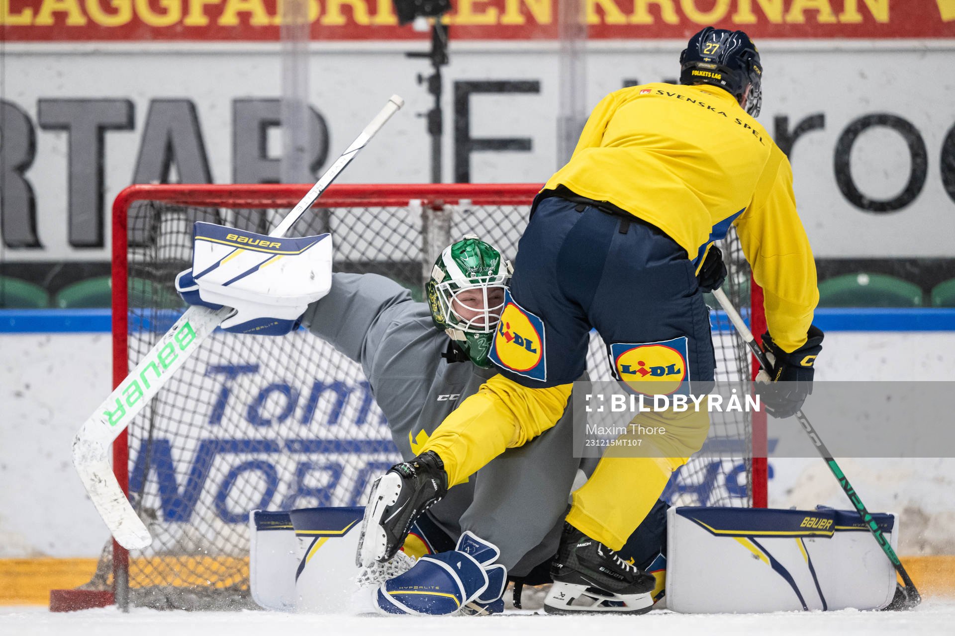 Goaltender Melker Thelin of the Swedish under-20 national