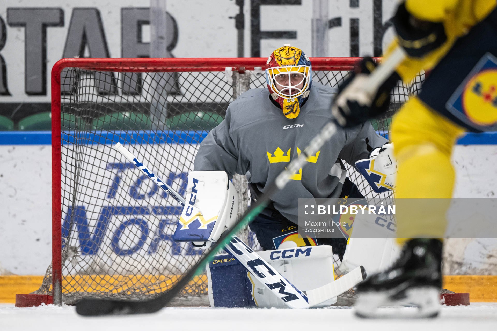 Goaltender Hugo Hävelid of the Swedish under-20 national