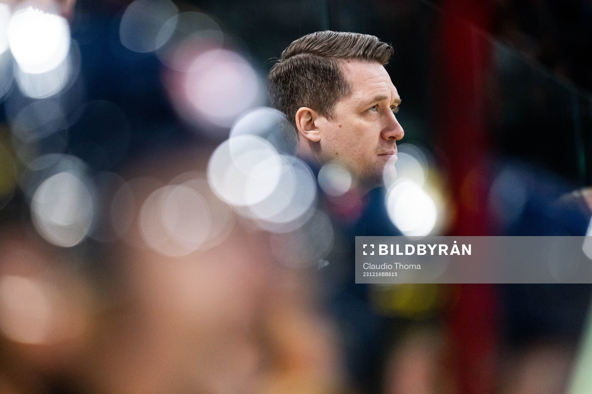 Head coach Sam Hallam of Sweden in the ice hockey game