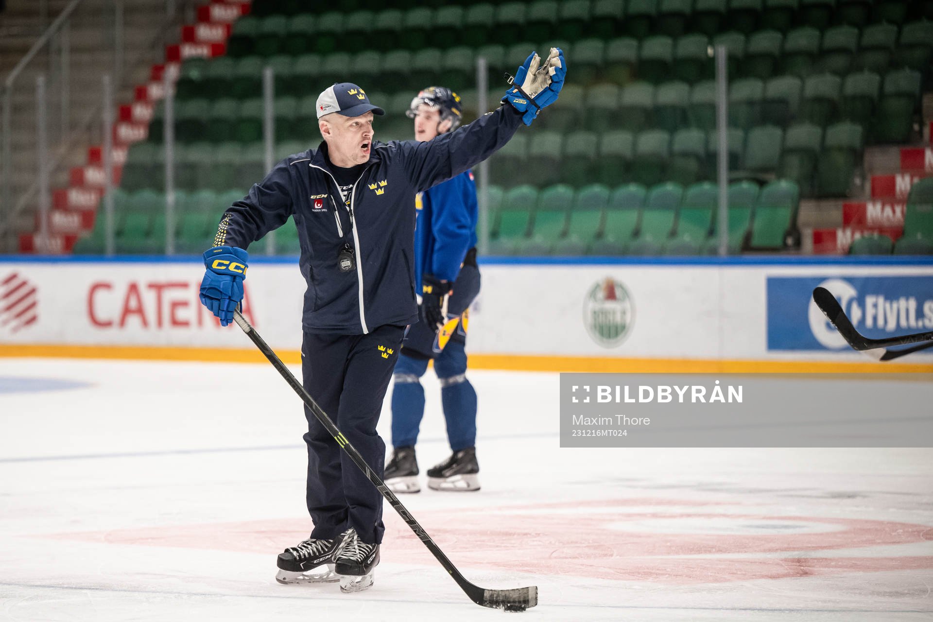 Head coach Magnus Hävelid of the Swedish under-20 national