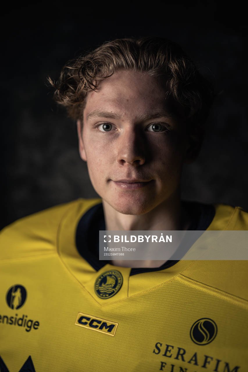 Goaltender Melker Thelin of the Swedish under-20 national
