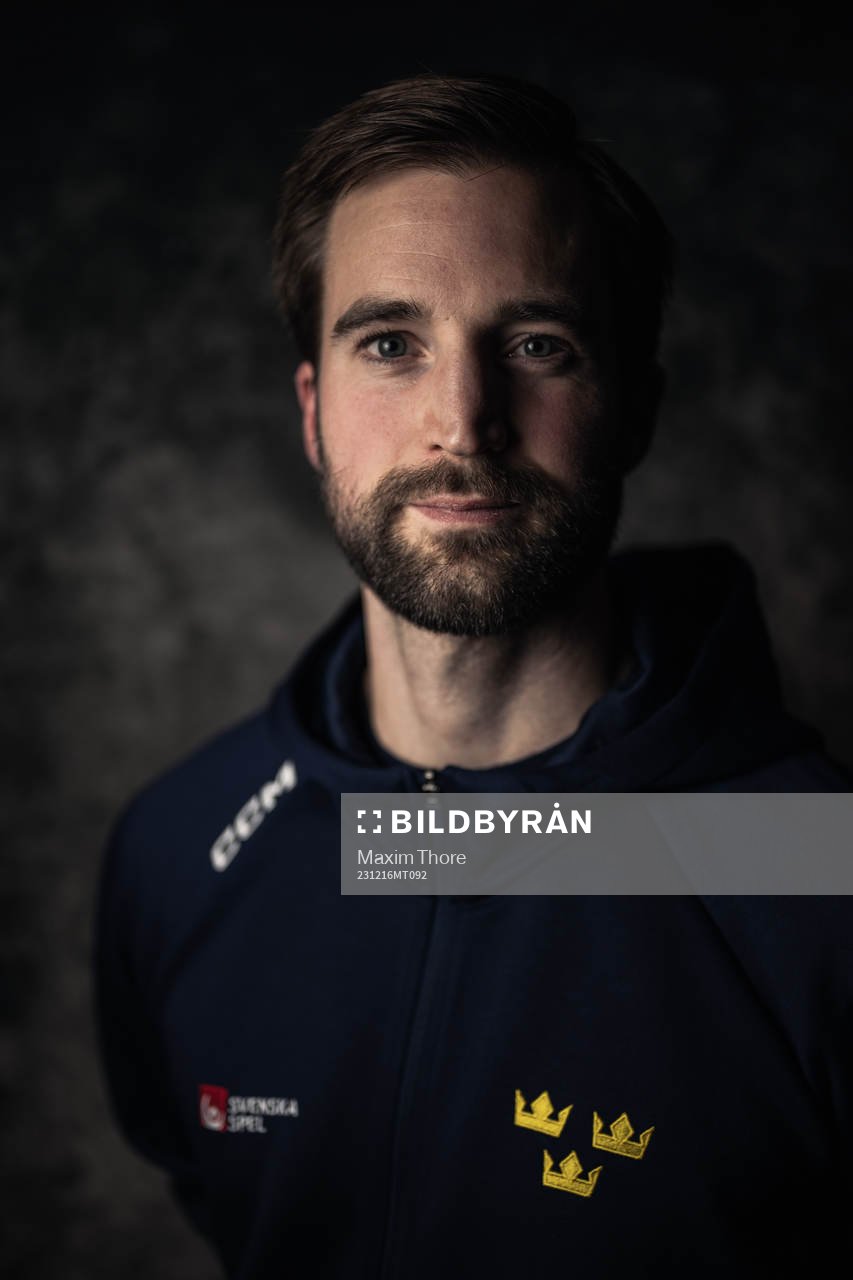 Physiotherapist Oscar Björsfält of the Swedish under-20