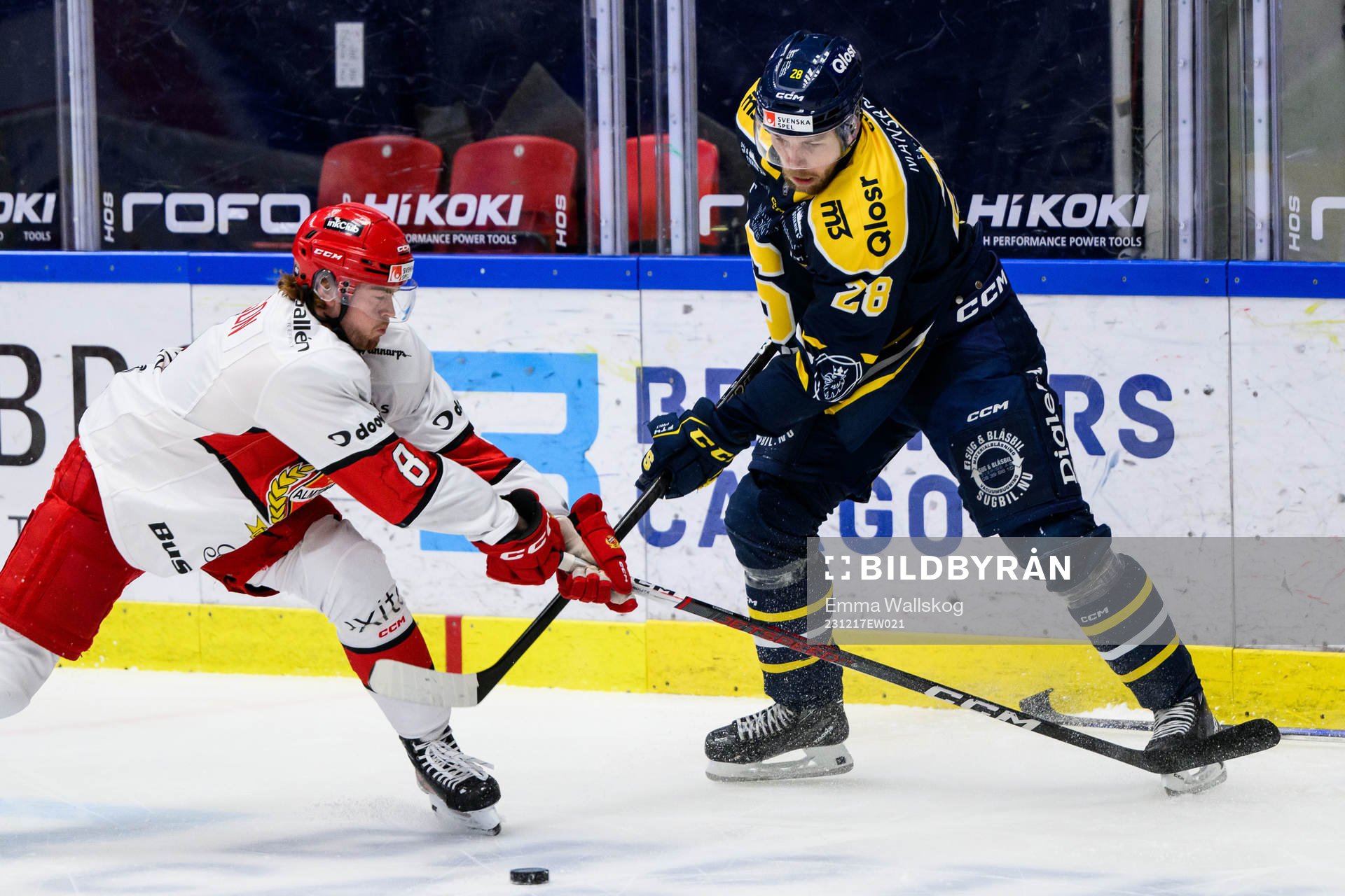 Almtunas Kalle Eriksson och Södertäljes Emil Alba