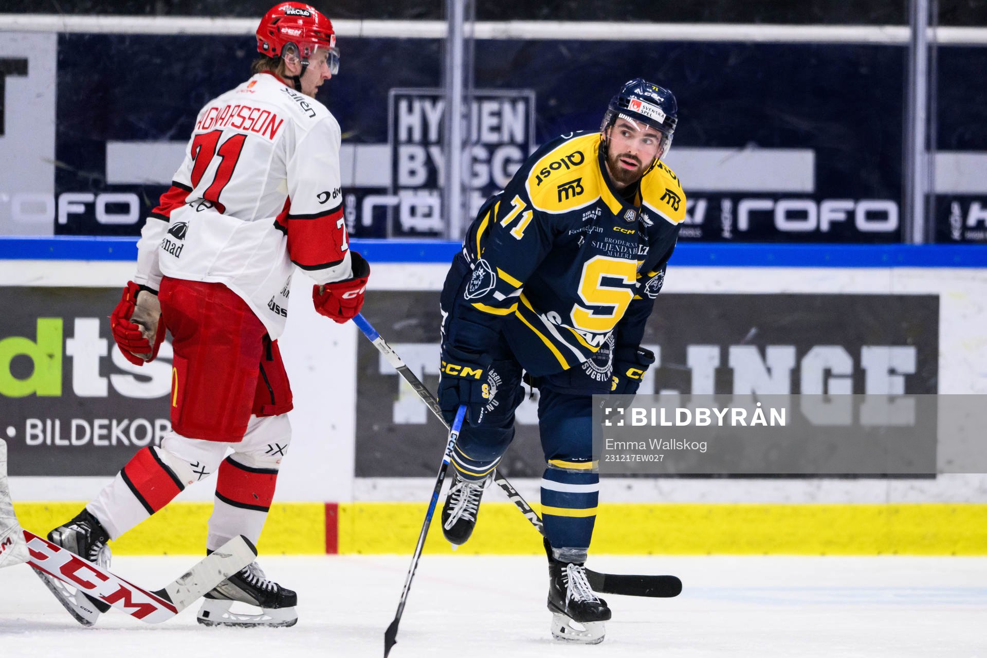 Södertäljes Dominic Turgeon jublar