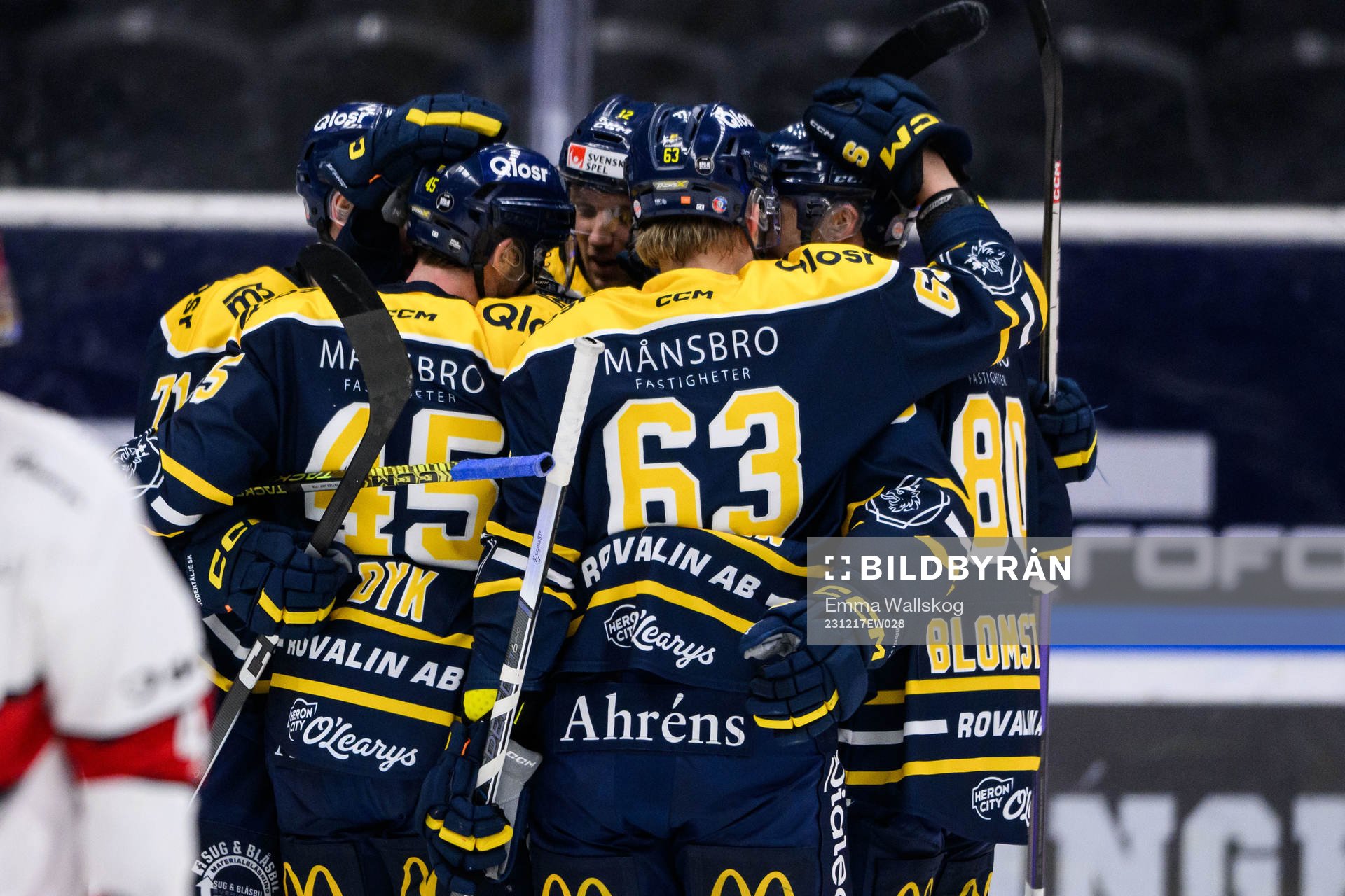 Södertäljes Dominic Turgeon jublar