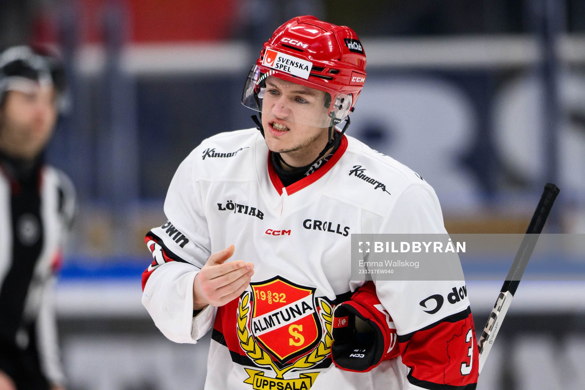 Almtunas Leon Lerebäck har ont