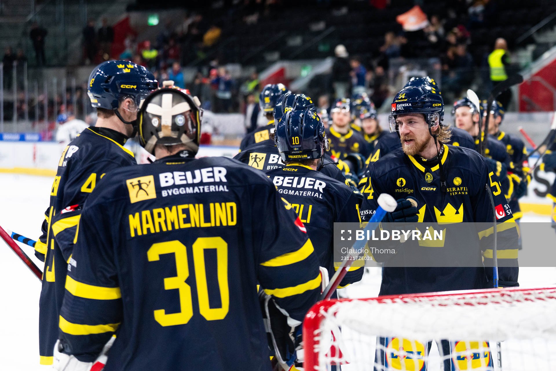 Players of Sweden celebrate