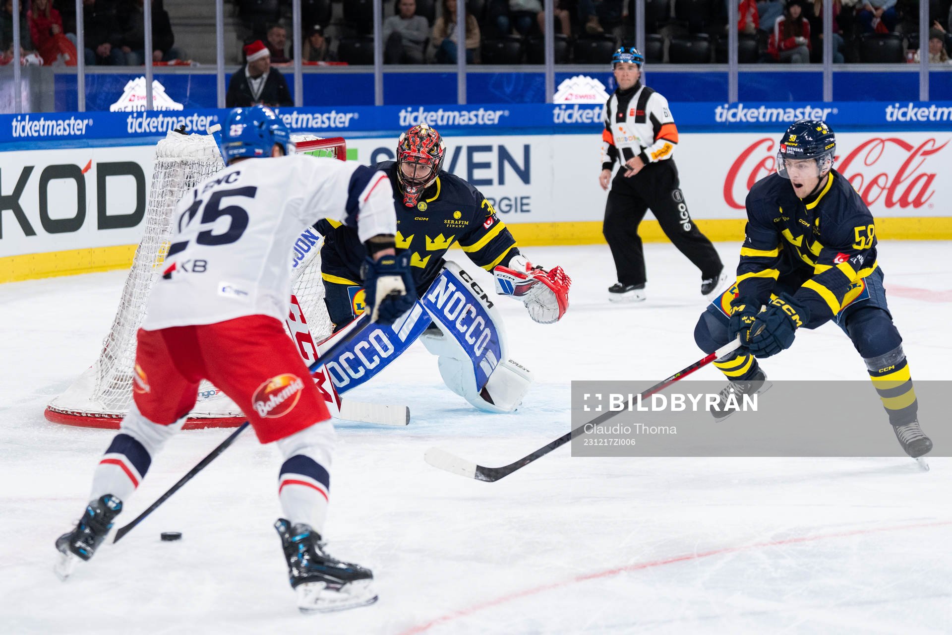 Radan Lenc of Czech Republic against Daniel Marmelind and