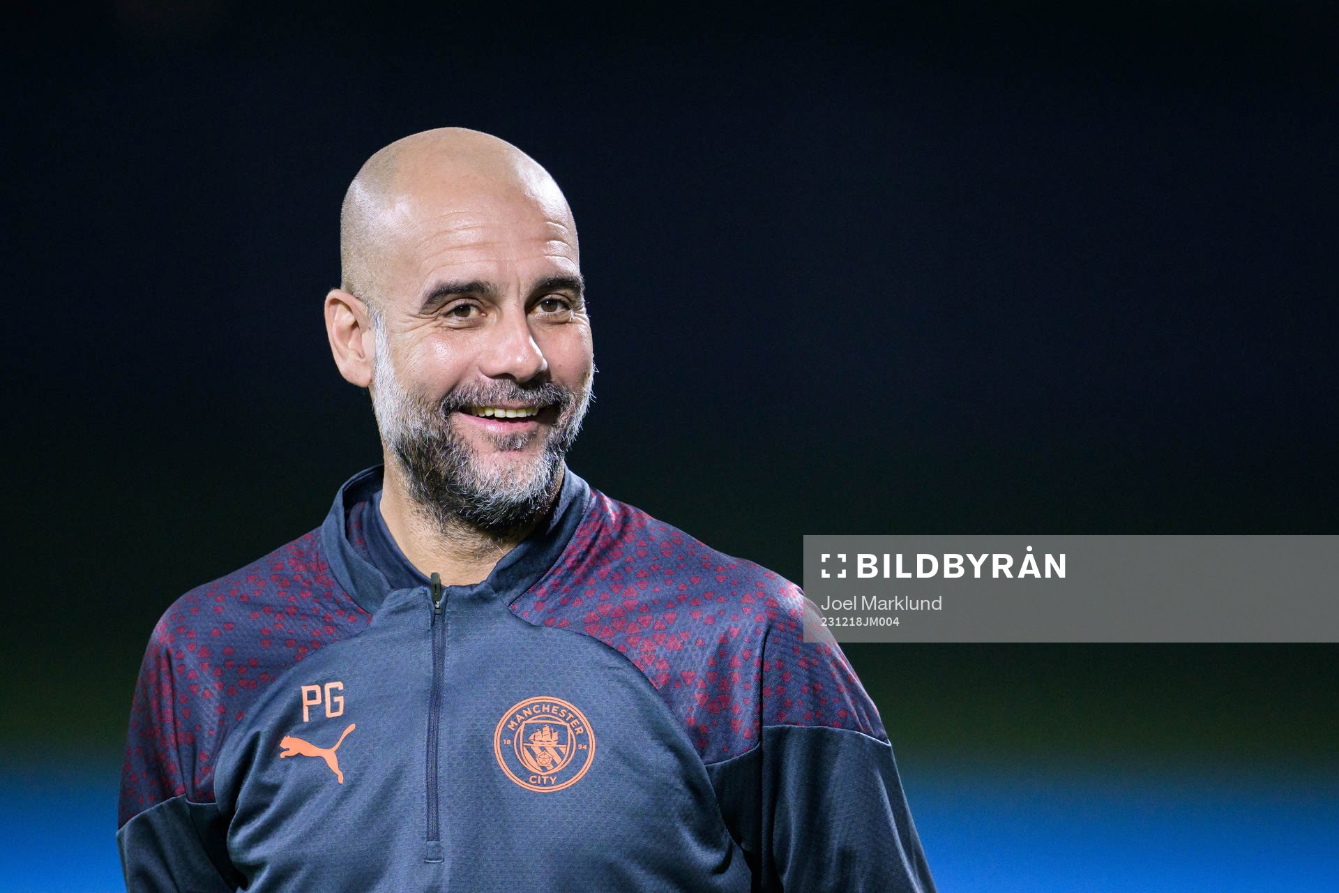 Head coach Pep Guardiola of Manchester City at a training