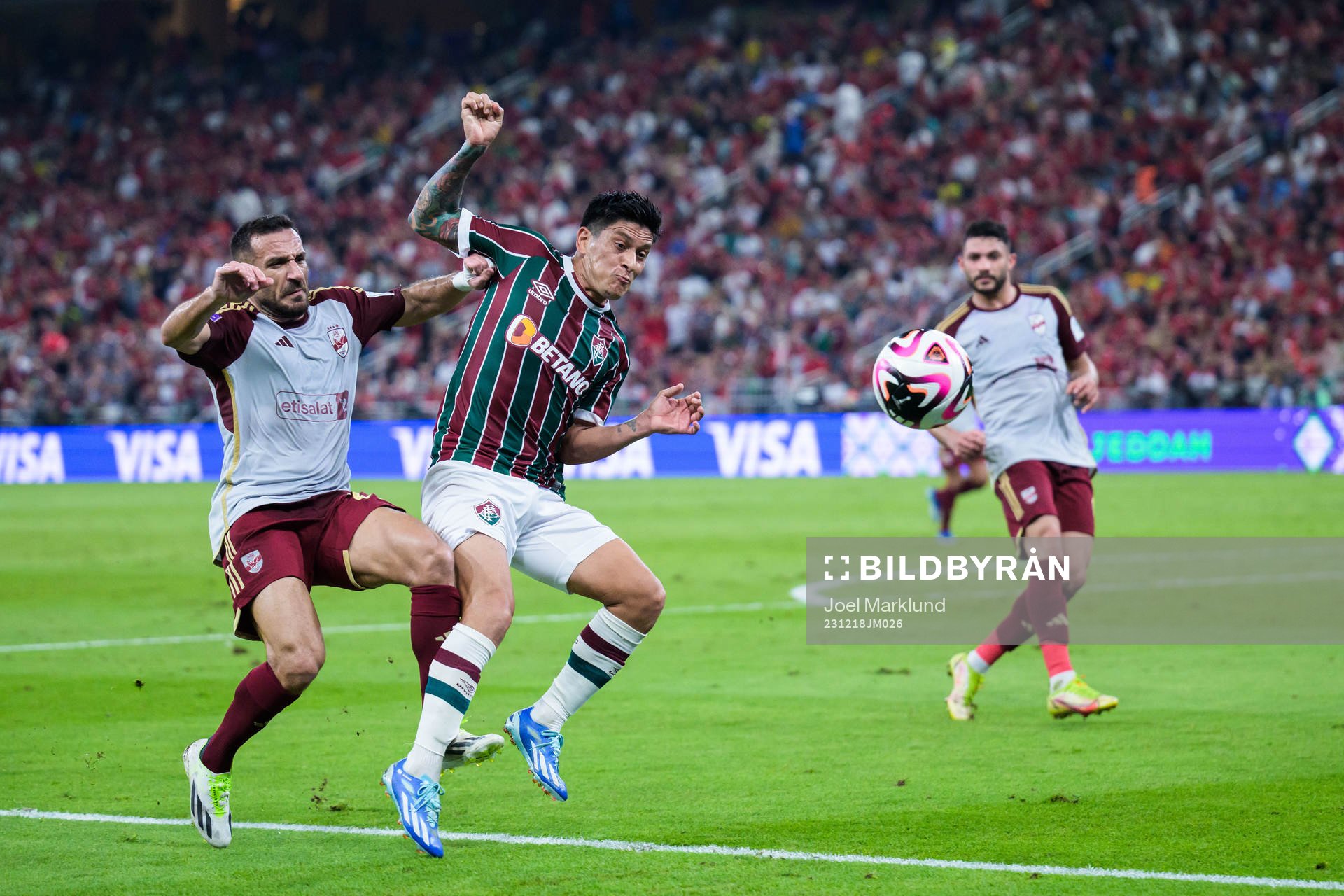 Ali Maaloul of Al Ahly and German Cano of Fluminense