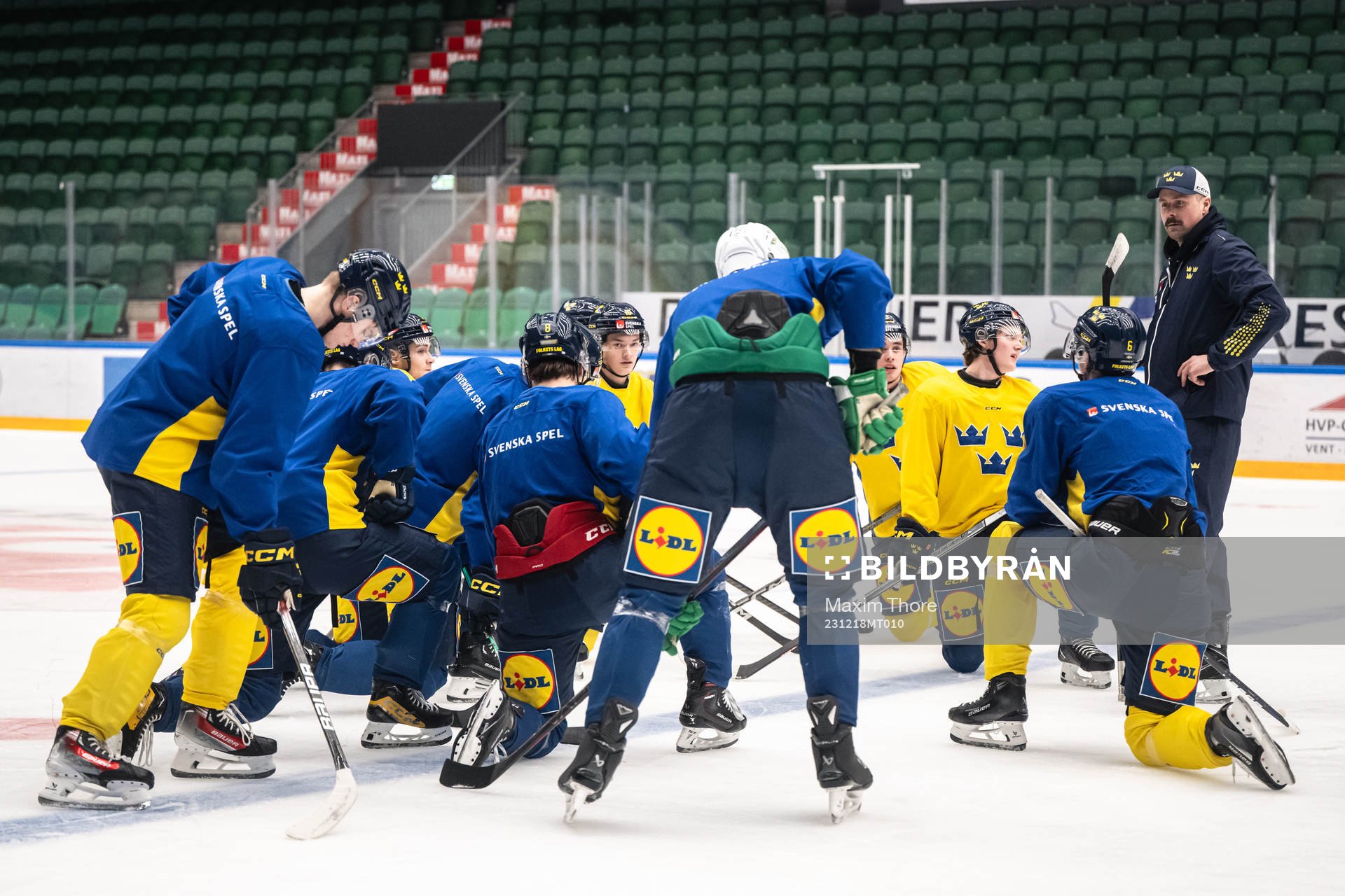 Players of the Swedish under-20 national ice hockey team