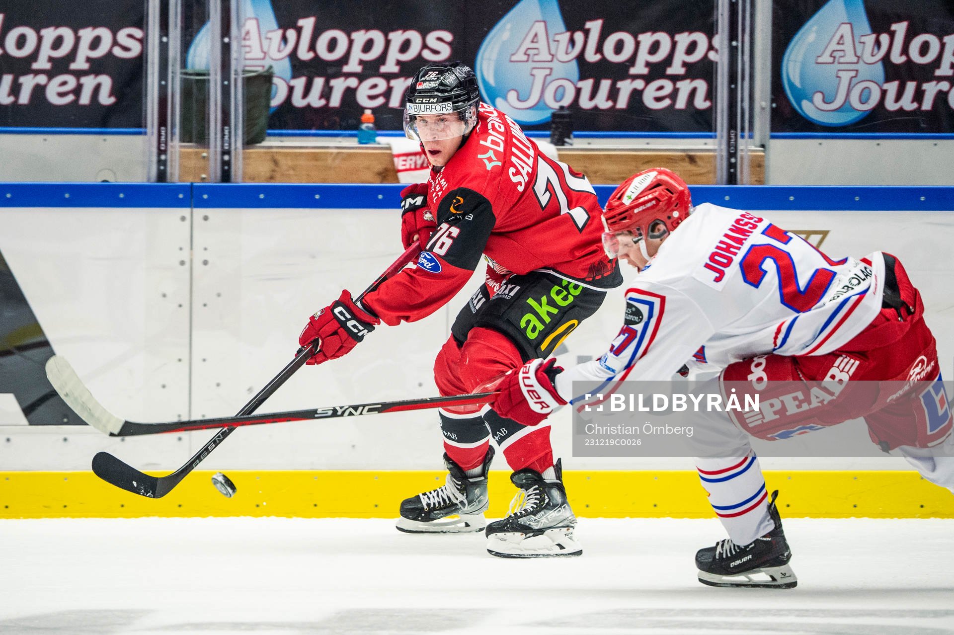Malmö Redhawks Tomi Sallinen mot Timrås Oliver Johansson