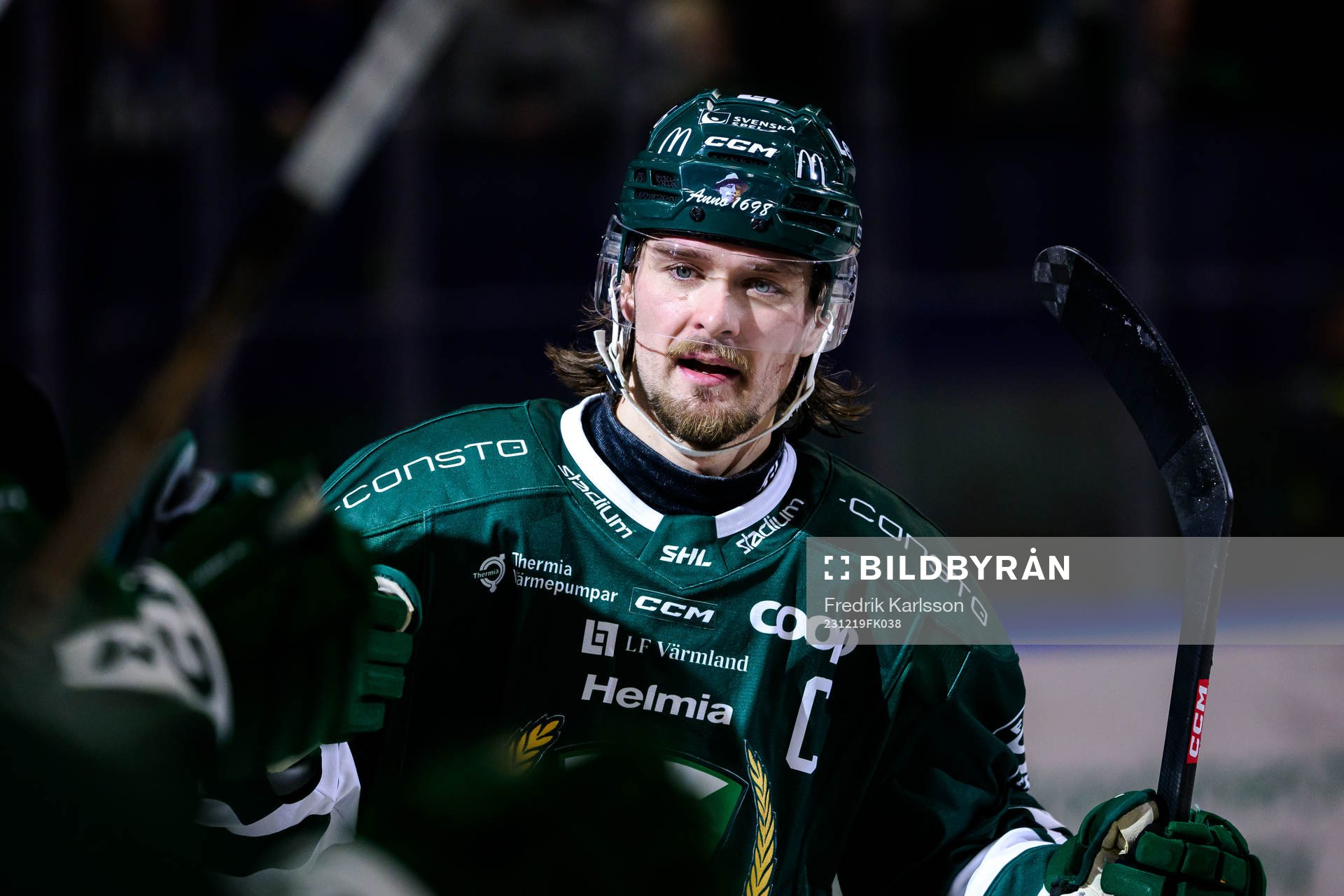 Färjestads Linus Johansson jublar
