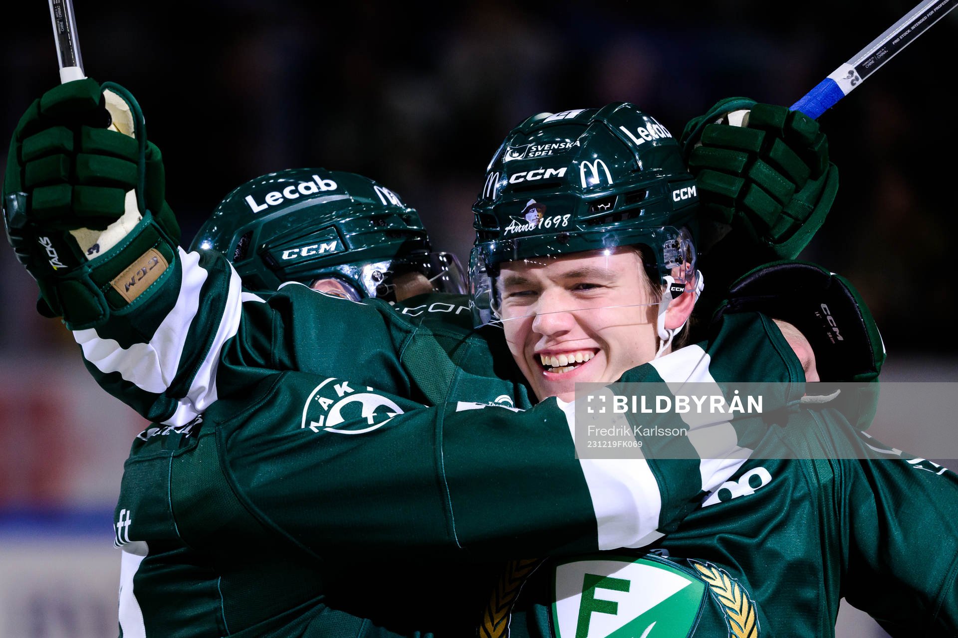 Färjestads Magnus Nygren och Noel Fransén jublar
