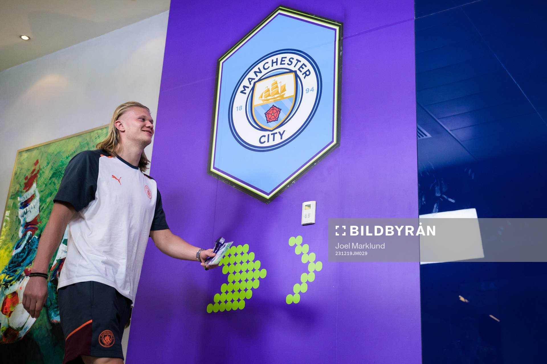 Erling Braut Haaland of Manchester City arrives to the