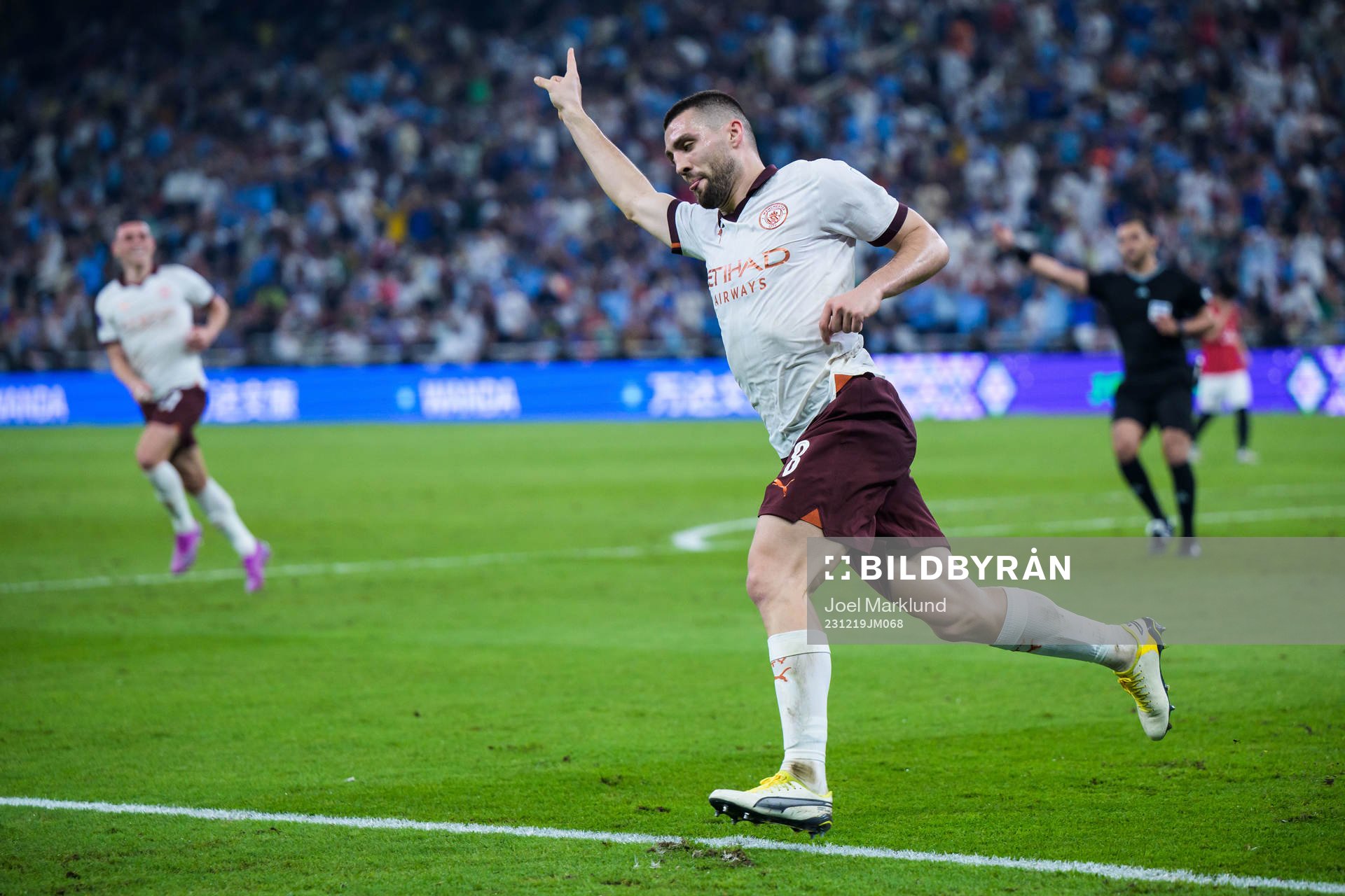 Mateo Kovacic of Manchester City celebrates