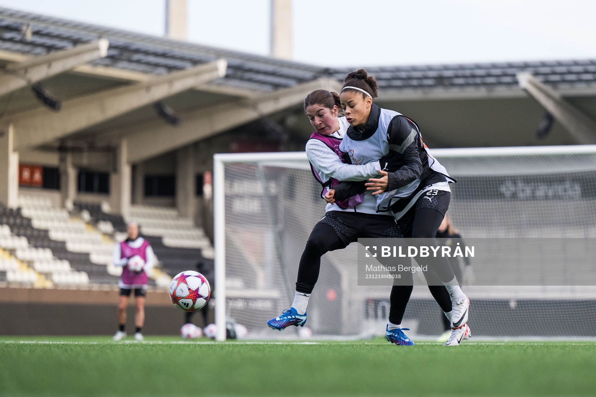 Ruby Grant and Felicia Schröder of Häcken