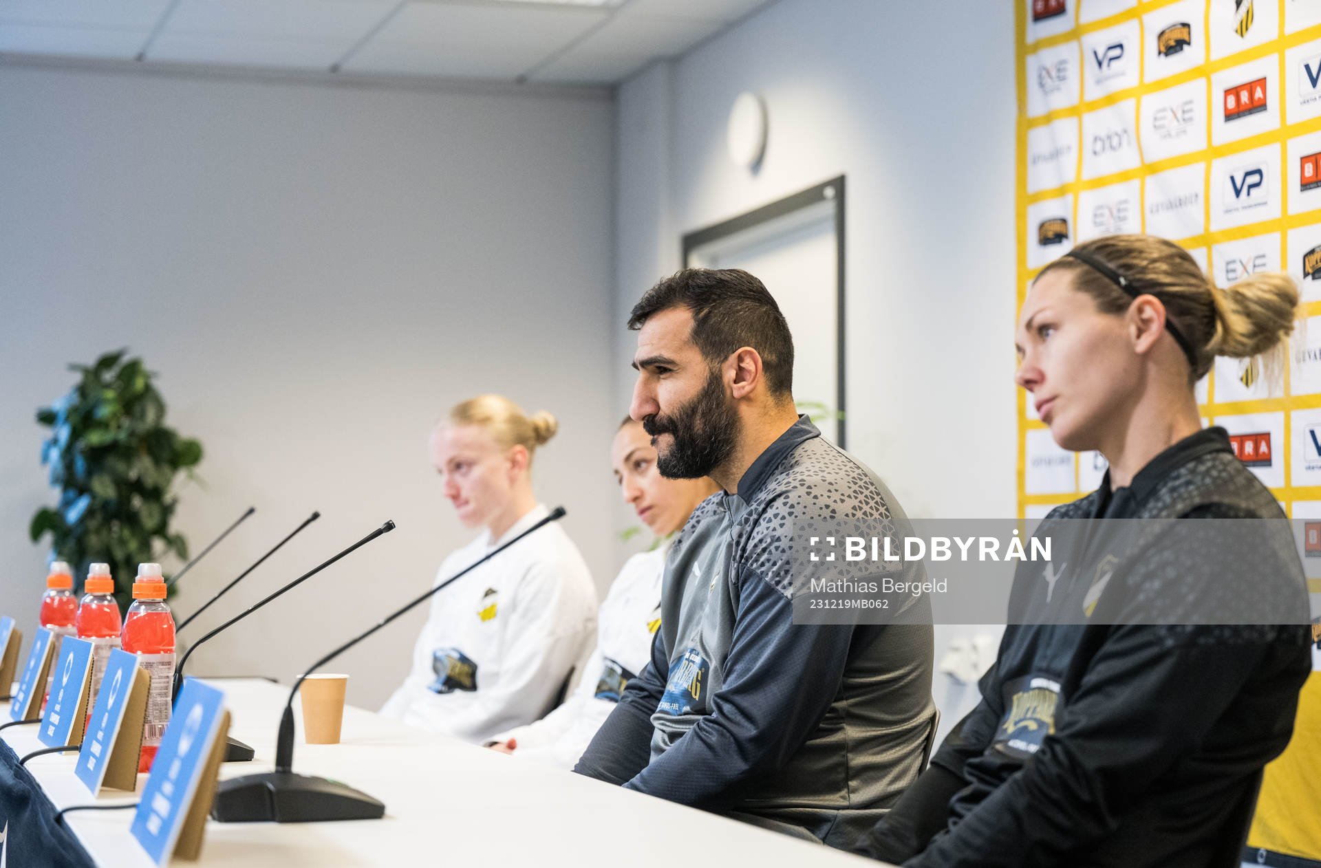 Head coach Mak Lind and Goalkeeper Jennifer Falk of Häcken