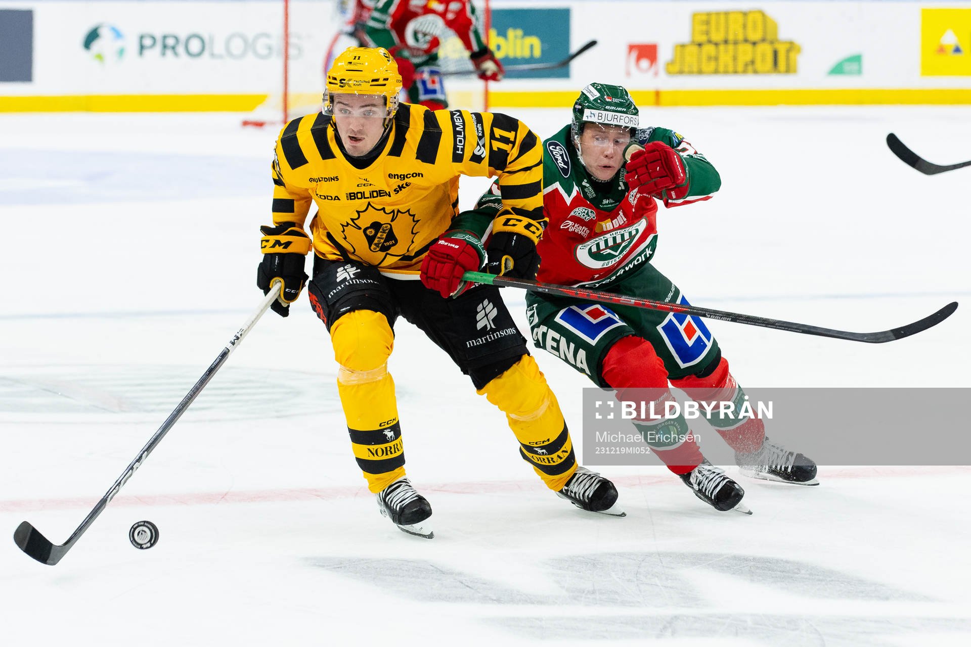 Skellefteås Max Lindholm och Frölundas Noah Hasa