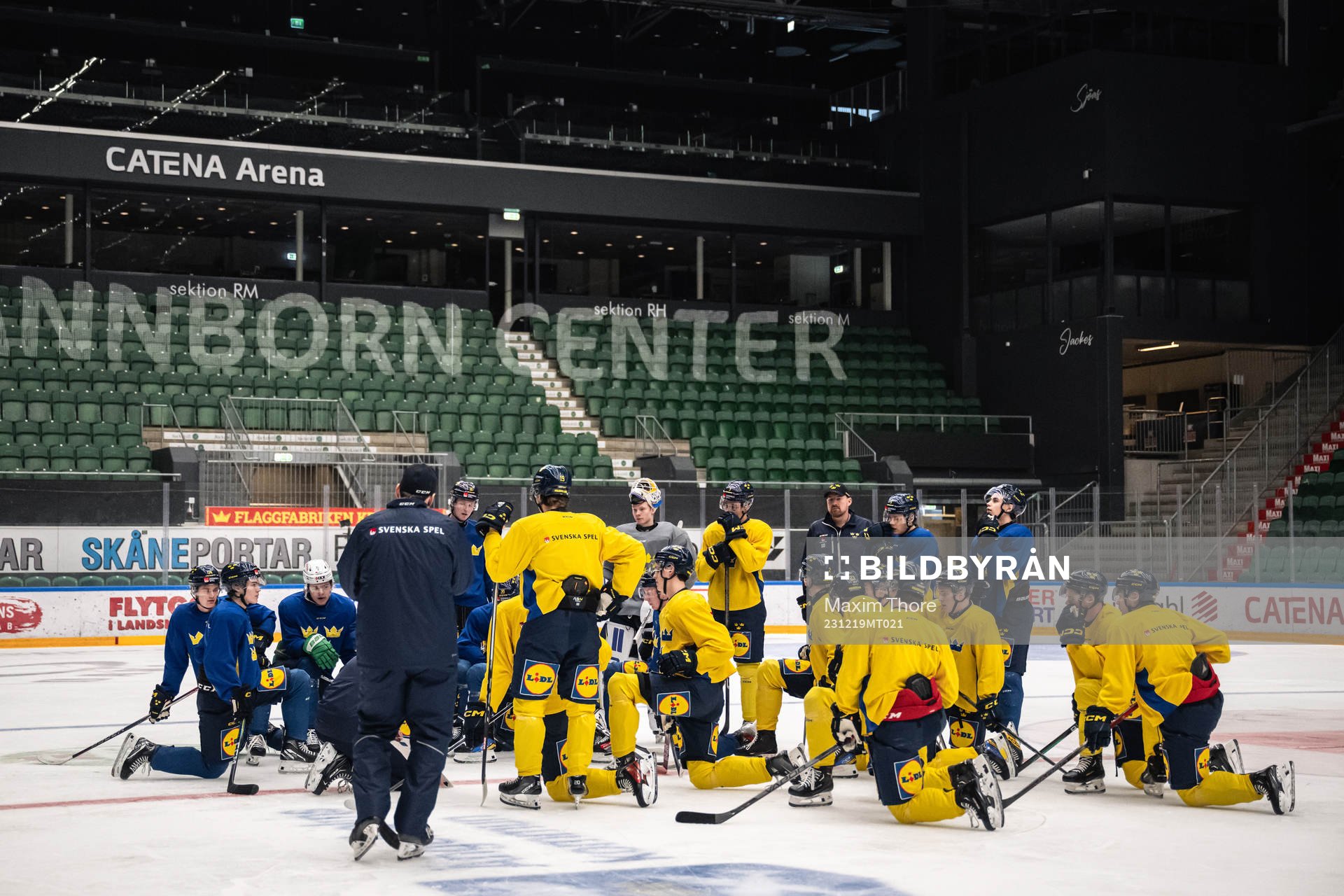 Players of the Swedish under-20 national ice hockey team